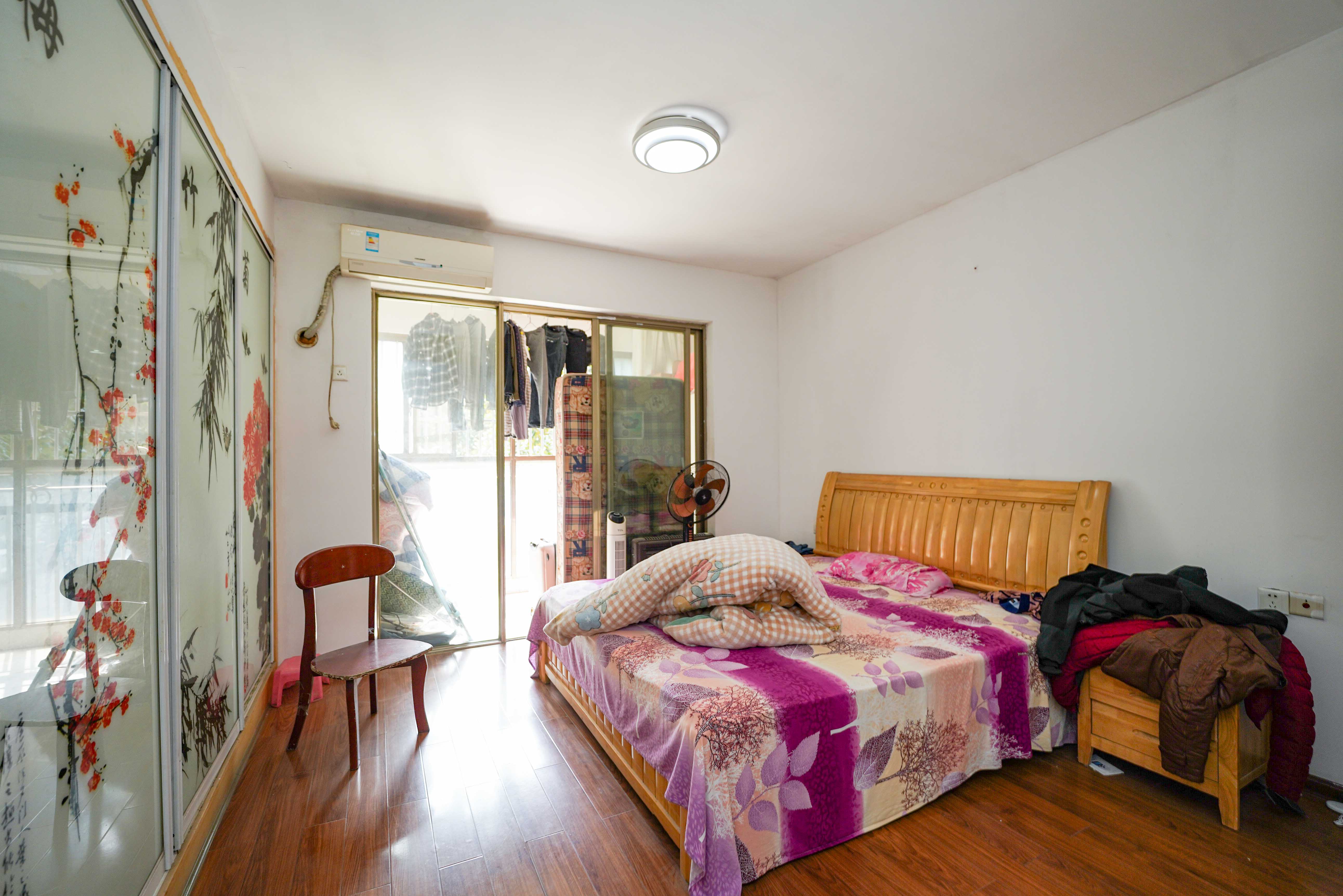 南郡明珠 4室2厅2卫 58.0万 南郡明珠 4室2厅2卫 58.0万卧室