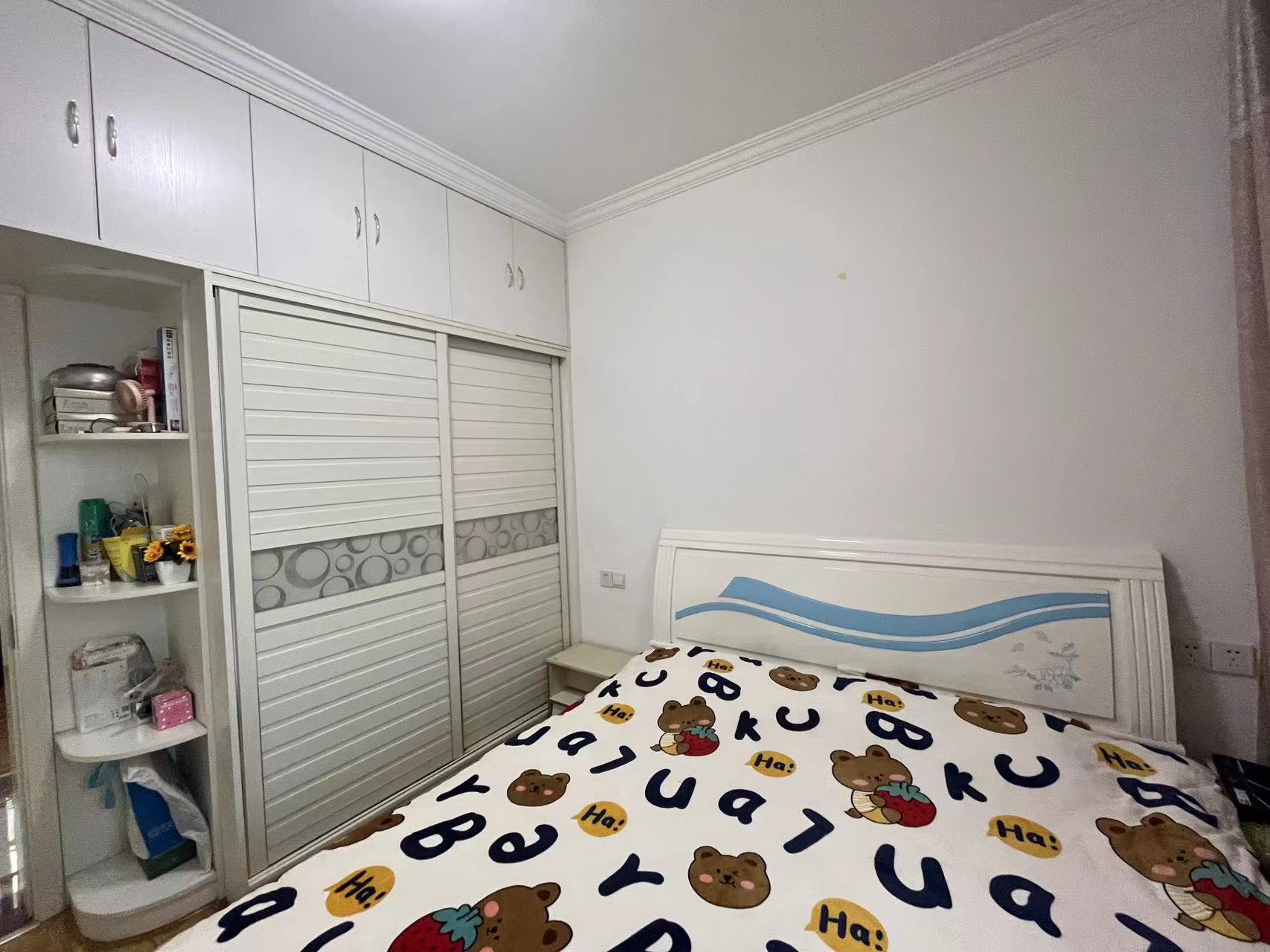 圣华名城建设北路110号 4室2厅2卫 45.8万 圣华名城建设北路110号 4室2厅2卫 45.8万室内图