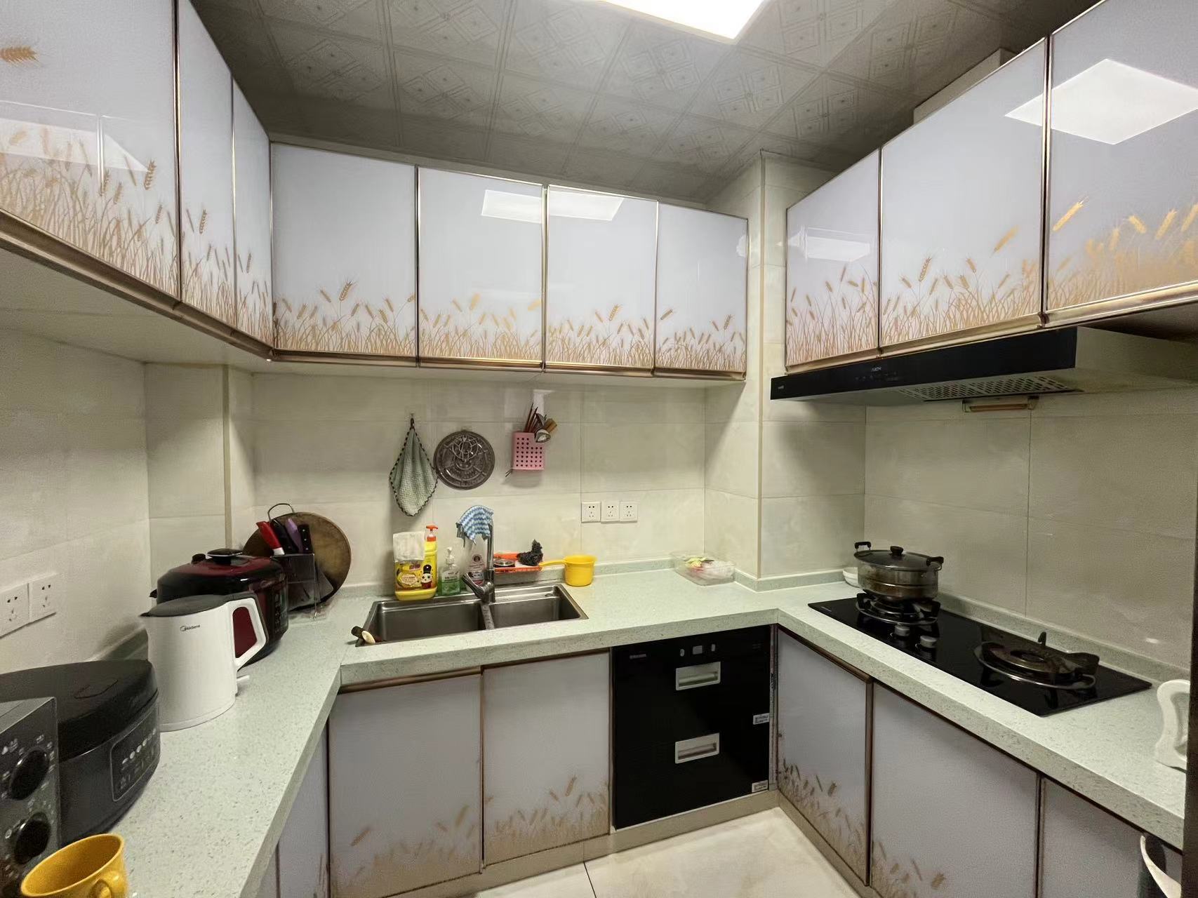 圣华名城建设北路110号 4室2厅2卫 45.8万 圣华名城建设北路110号 4室2厅2卫 45.8万室内图