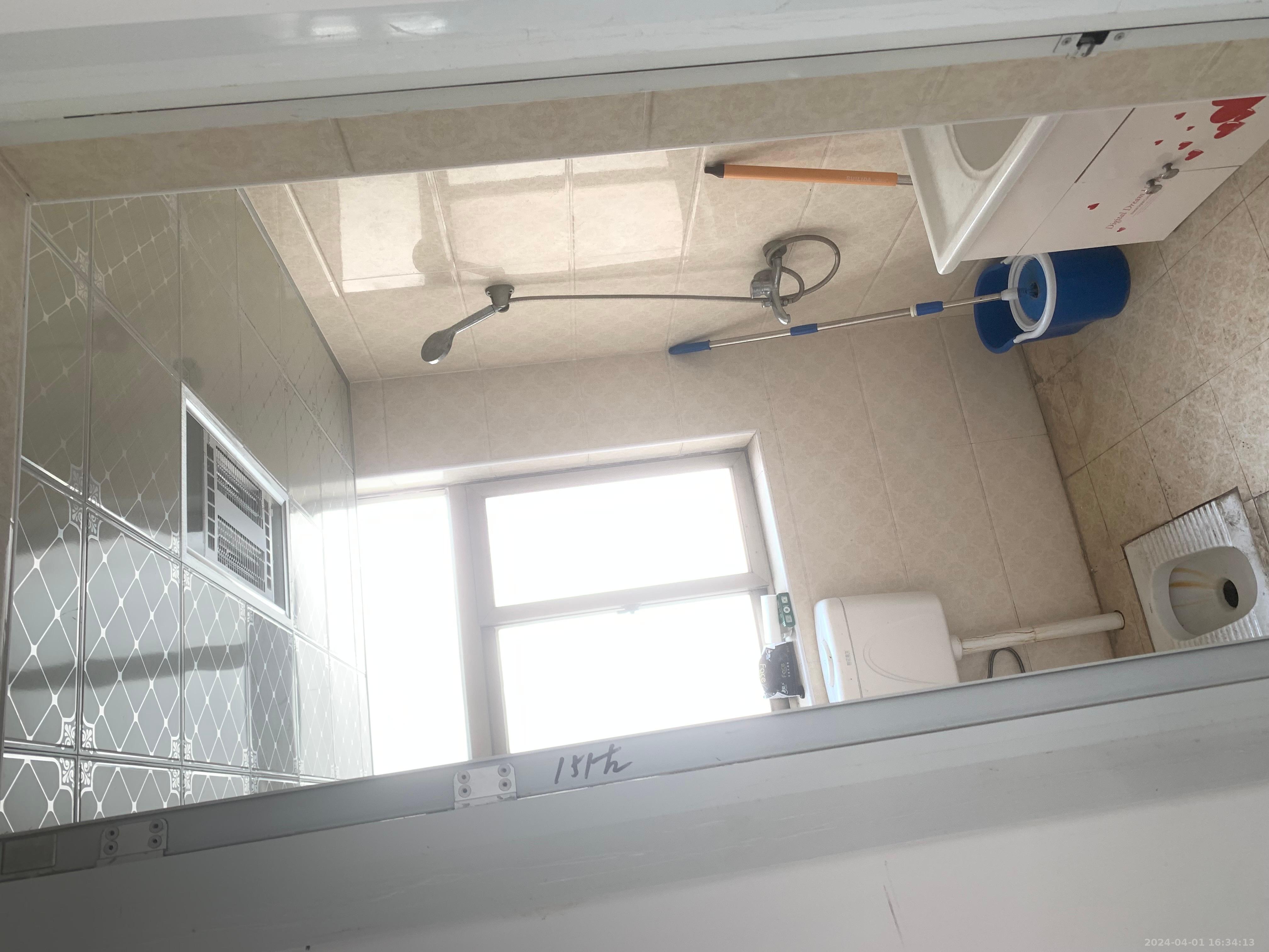 96301部队小区  3室2厅2卫   2500.00元/月室内图