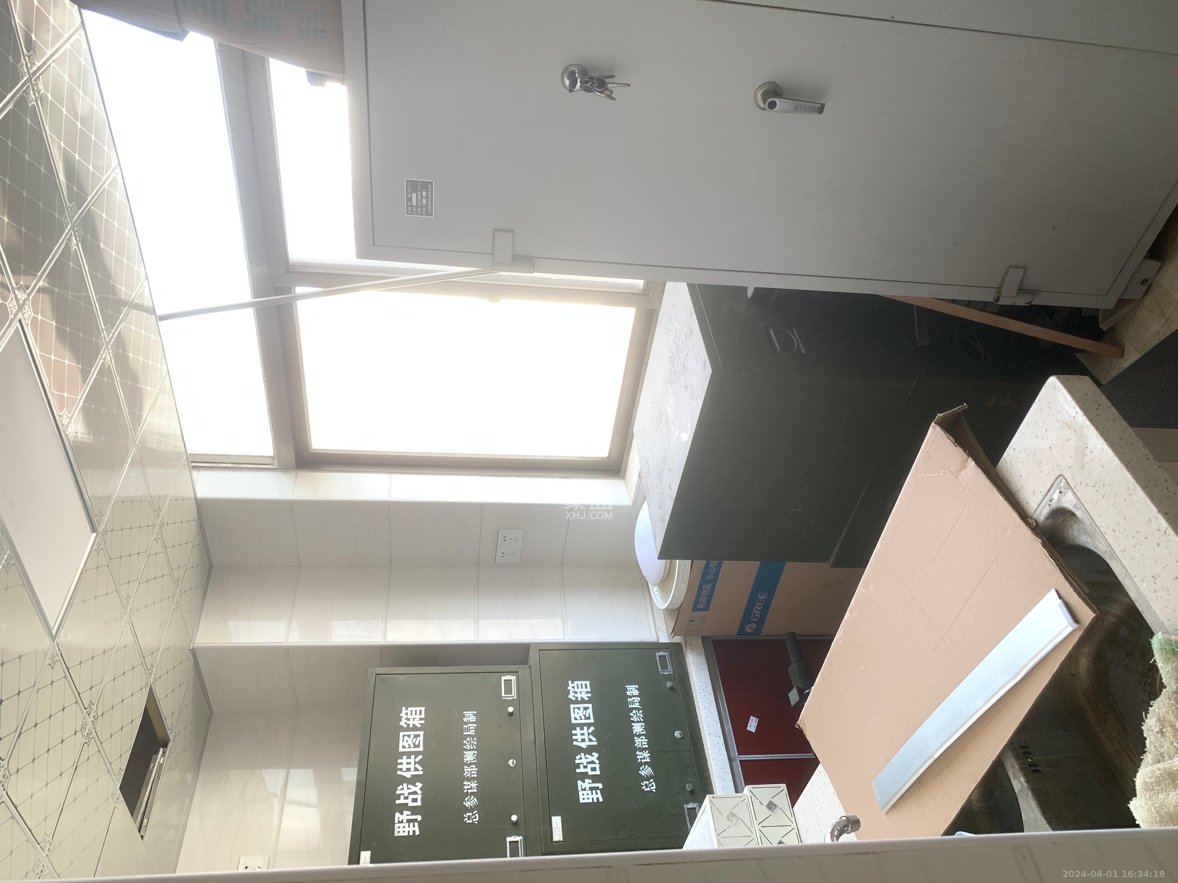 96301部队小区  3室2厅2卫   2500.00元/月室内图
