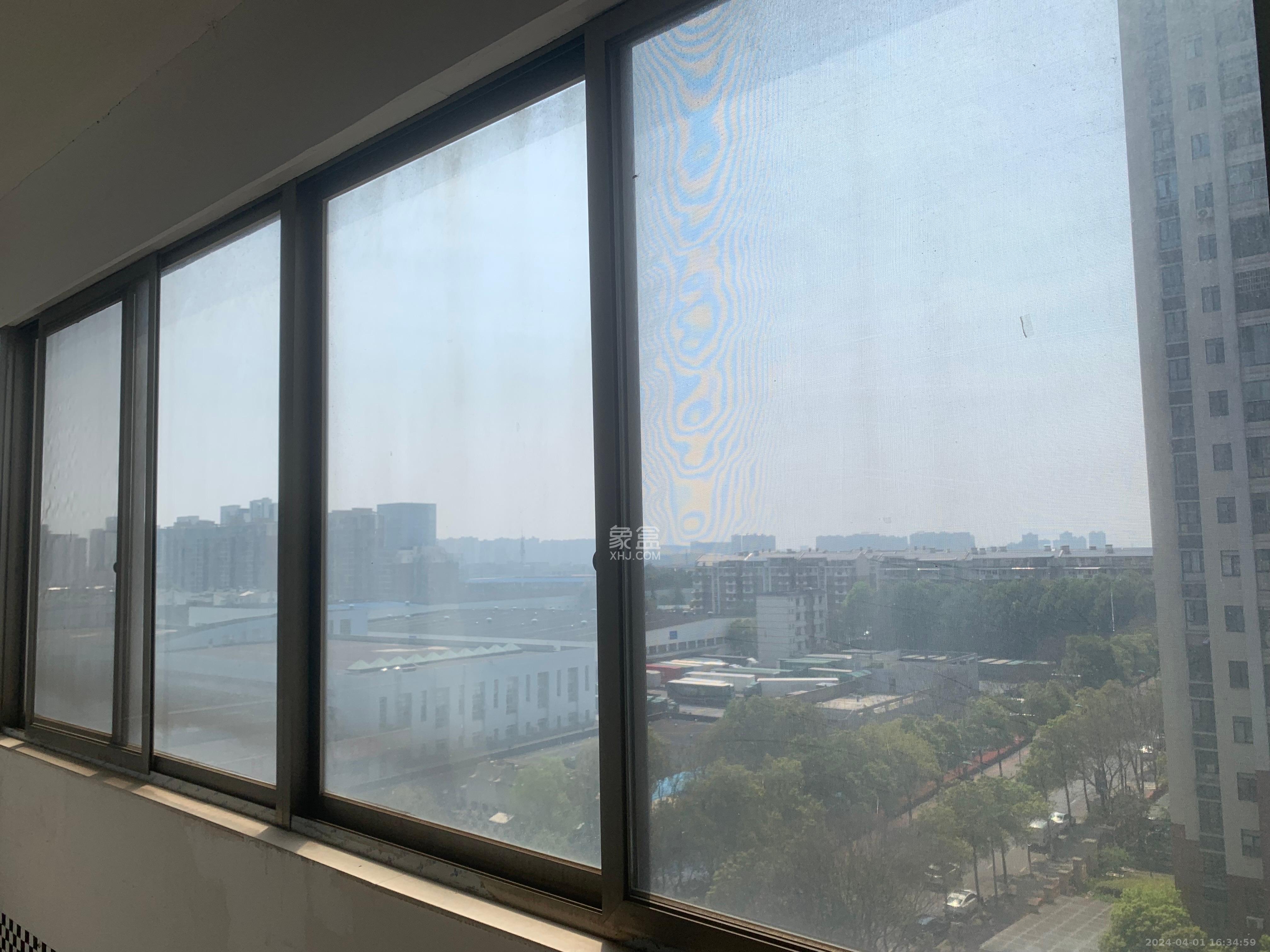 96301部队小区  3室2厅2卫   2500.00元/月室内图