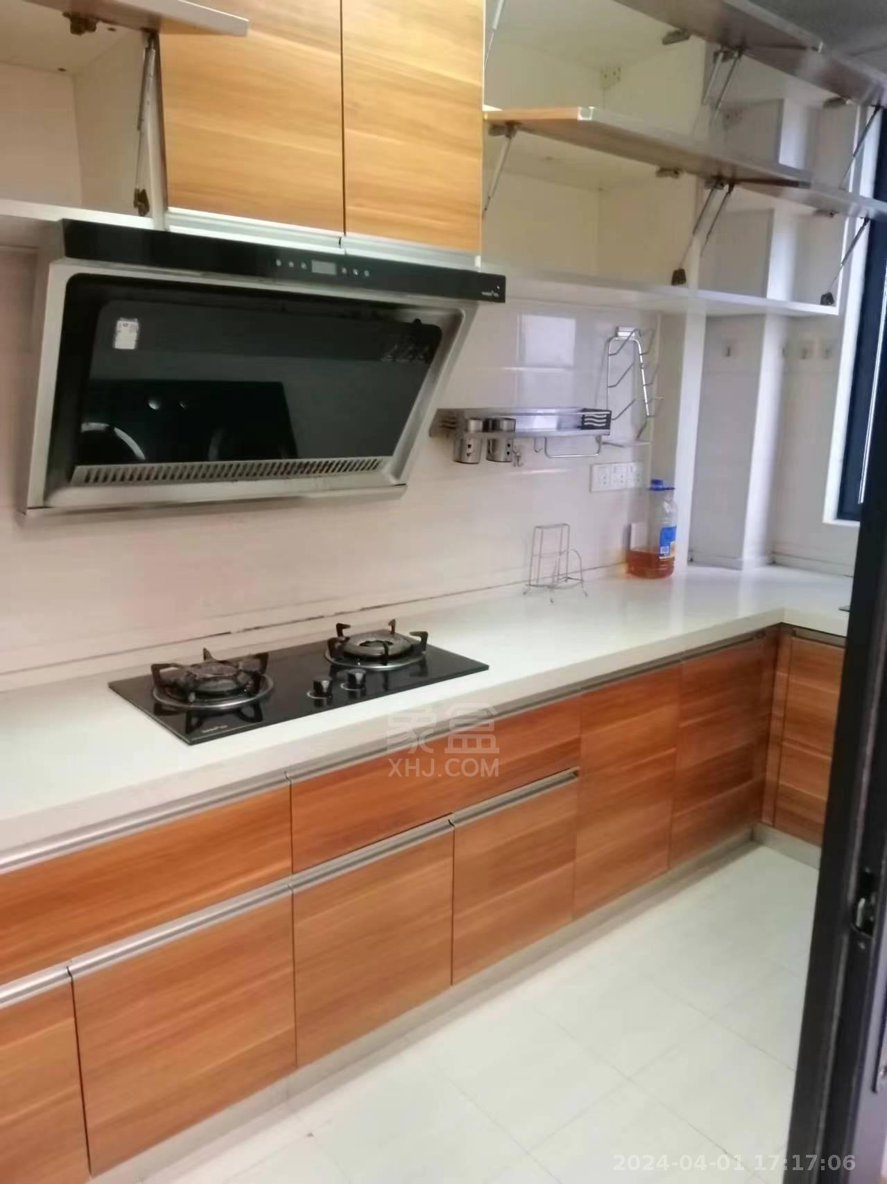 中建御山和苑  3室2厅2卫   2300.00元/月室内图