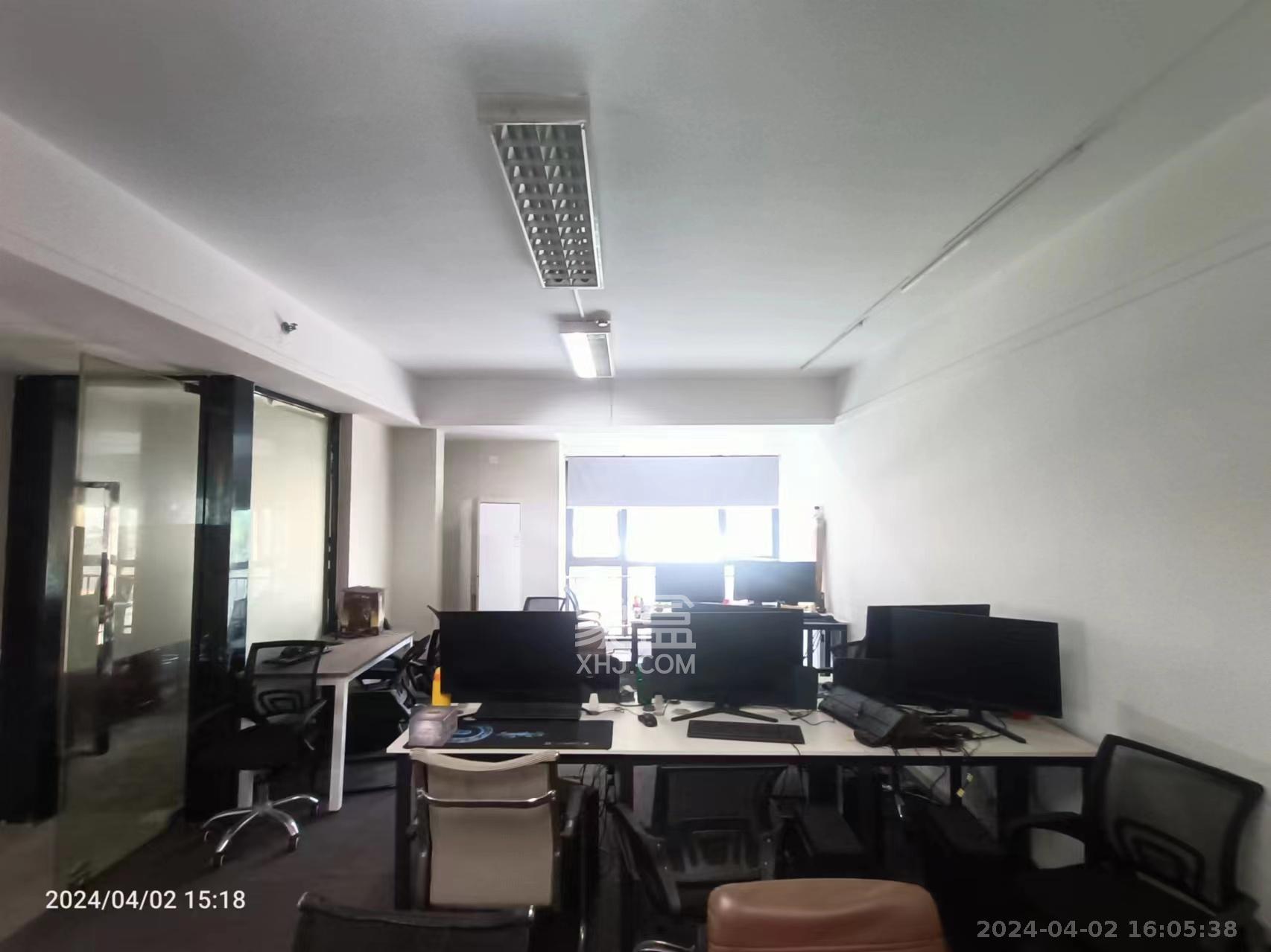 德思勤城市广场（宝格丽公寓）  3室2厅2卫   4600.00元/月室内图