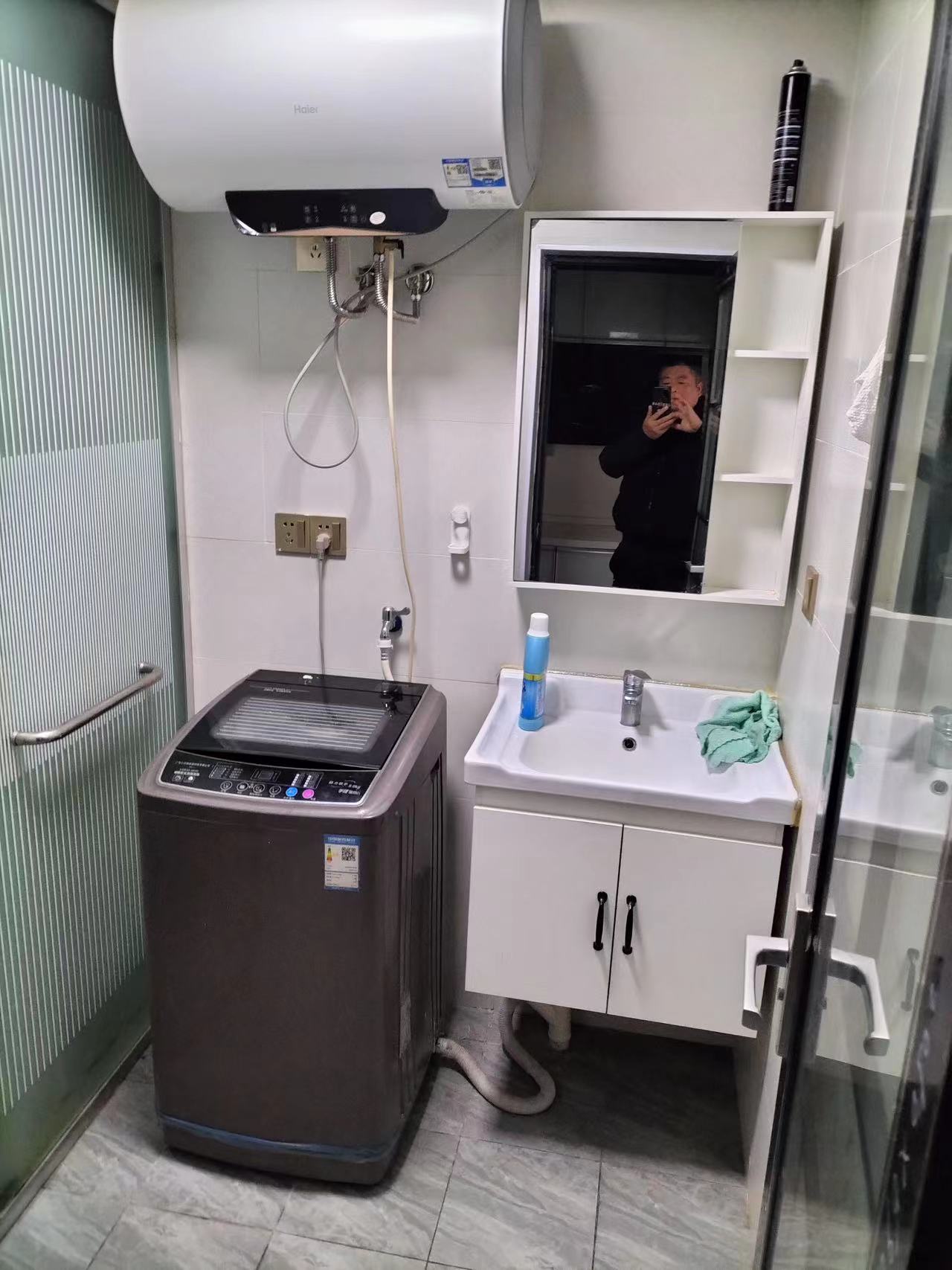 华南城市广场  1室1厅1卫   1800.00元/月室内图