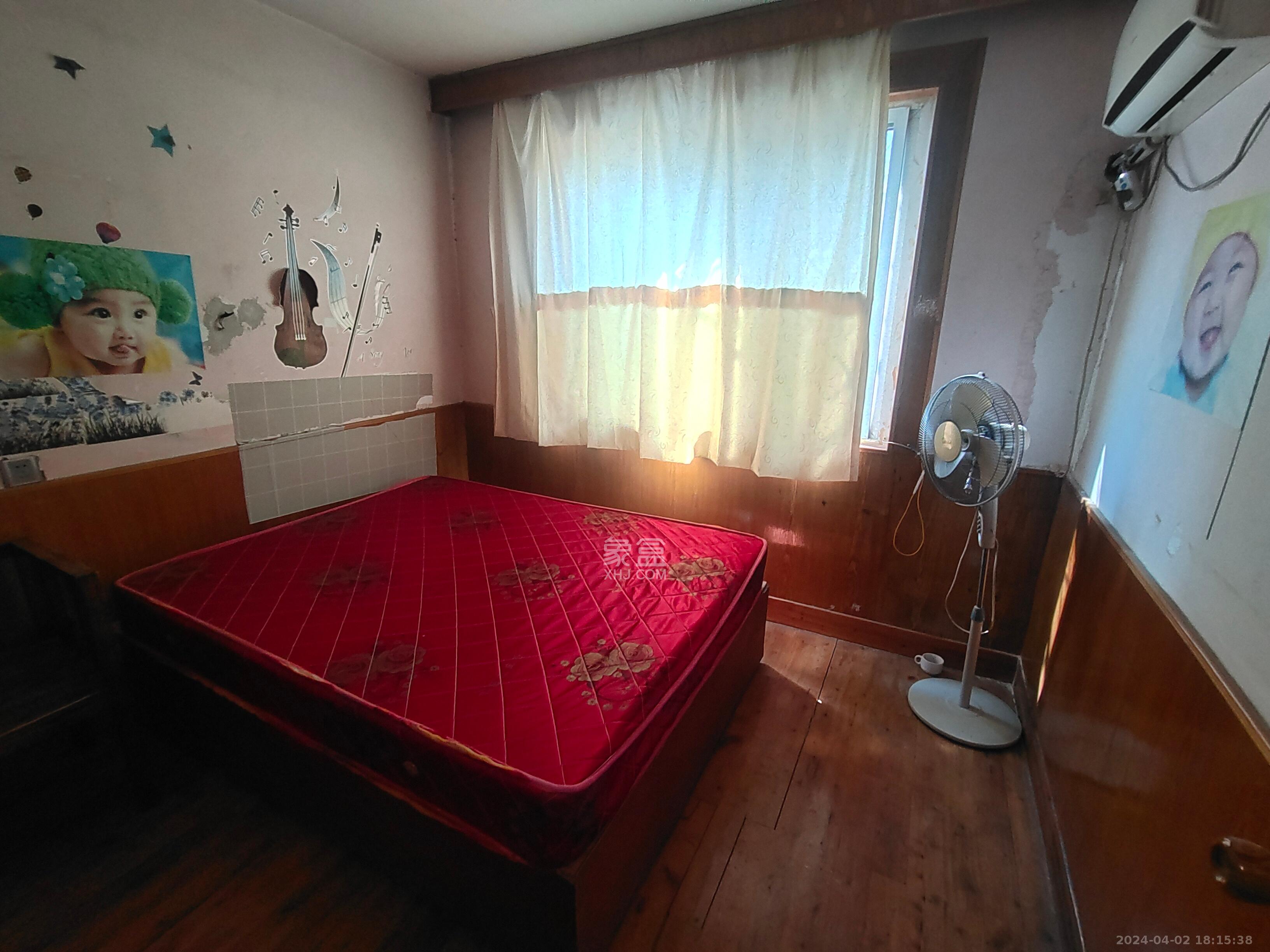 化纤小区  2室2厅1卫   700.00元/月室内图