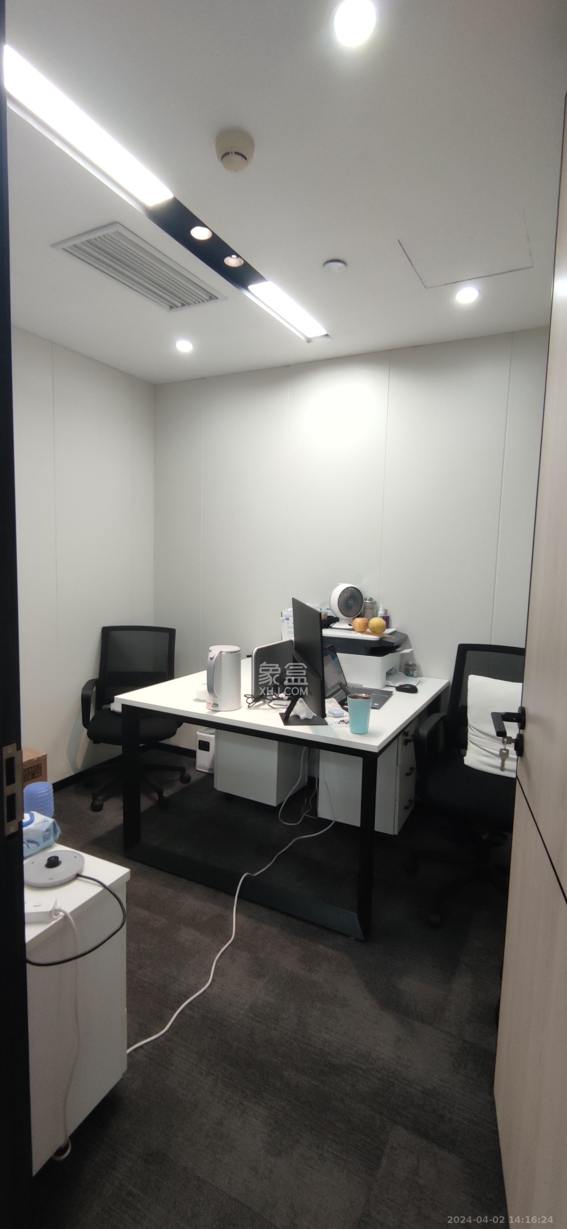 汇财中心 1室1厅1卫 15236.0元/月 汇财中心 1室1厅1卫 15236.0元/月室内图