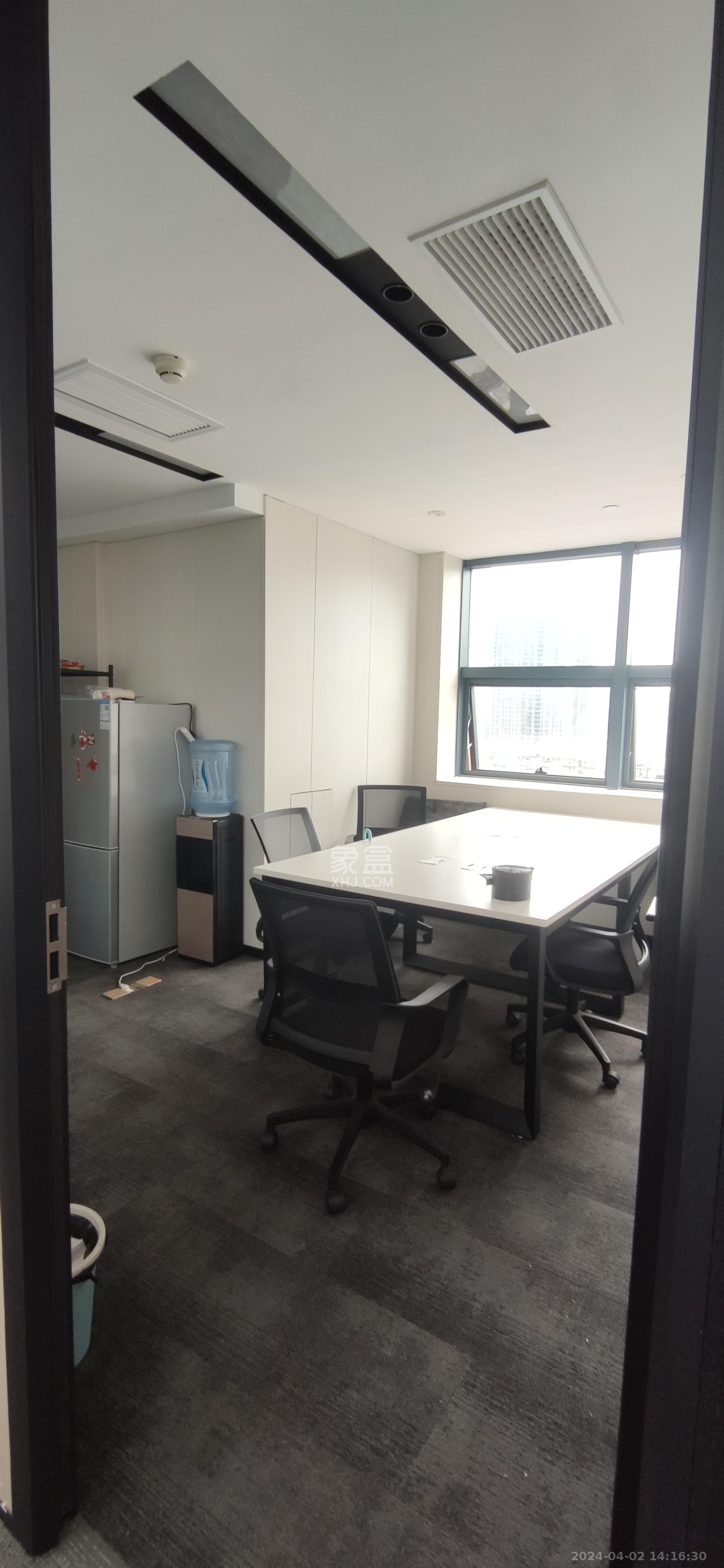 汇财中心 1室1厅1卫 15236.0元/月 汇财中心 1室1厅1卫 15236.0元/月室内图