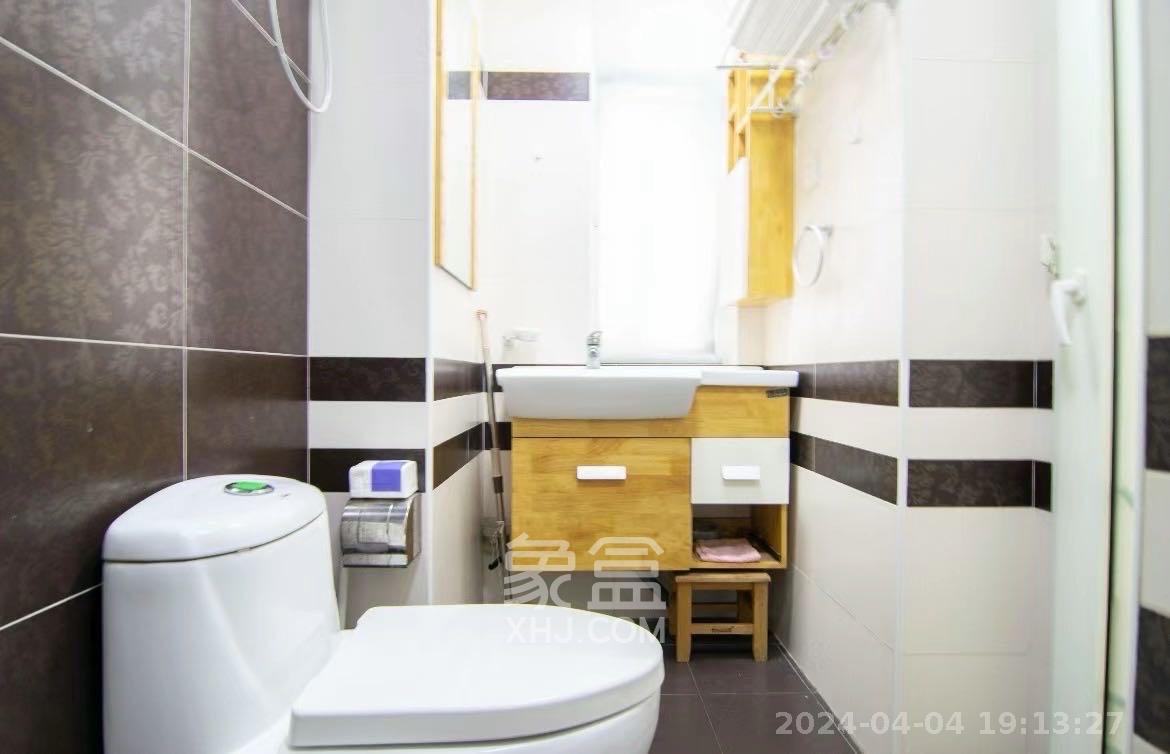 天心华庭  1室1厅1卫   2800.00元/月室内图