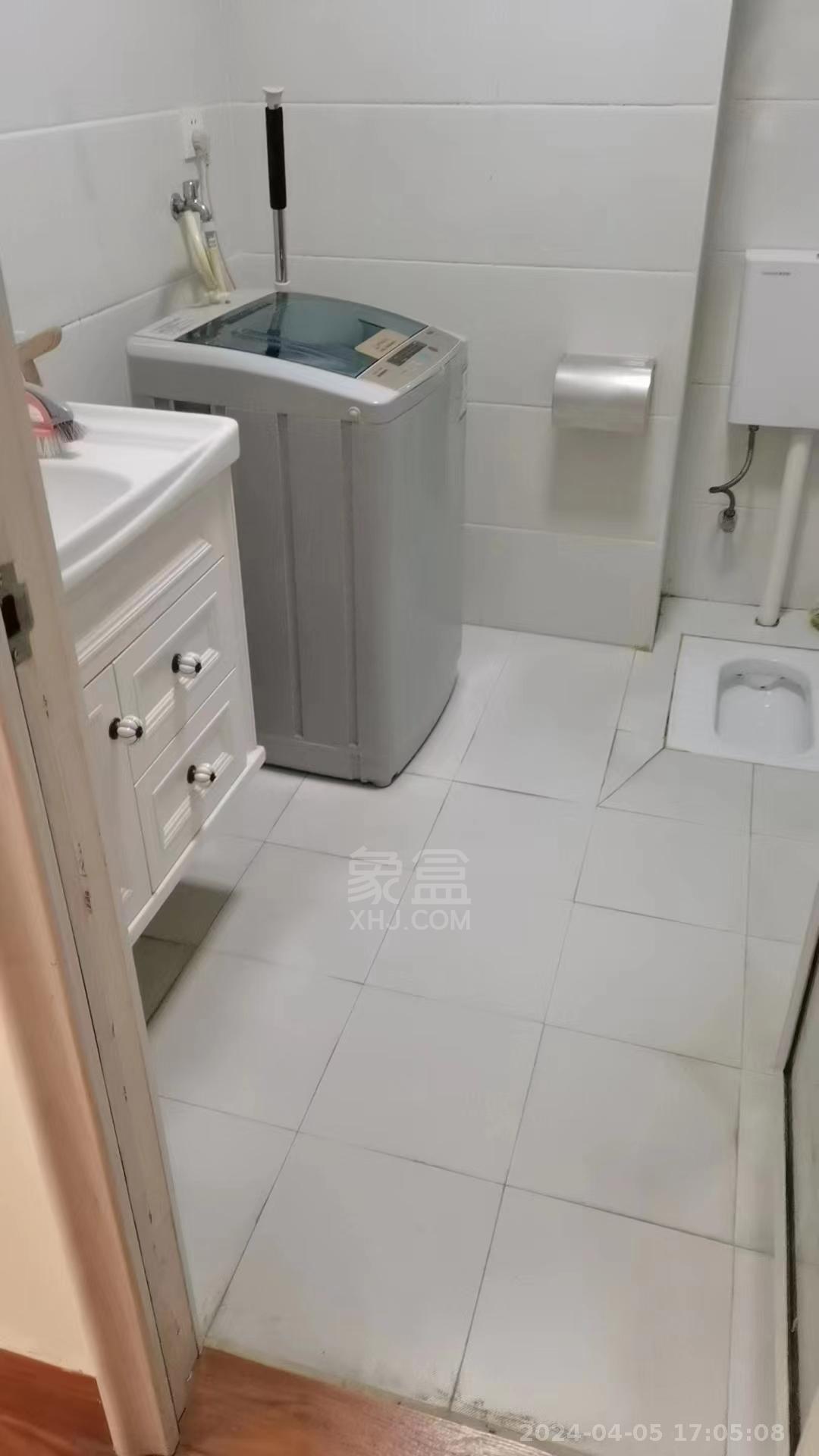 湘江名都 1室0厅1卫 1300.00元/月 湘江名都 1室0厅1卫 1300.00元/月室内图