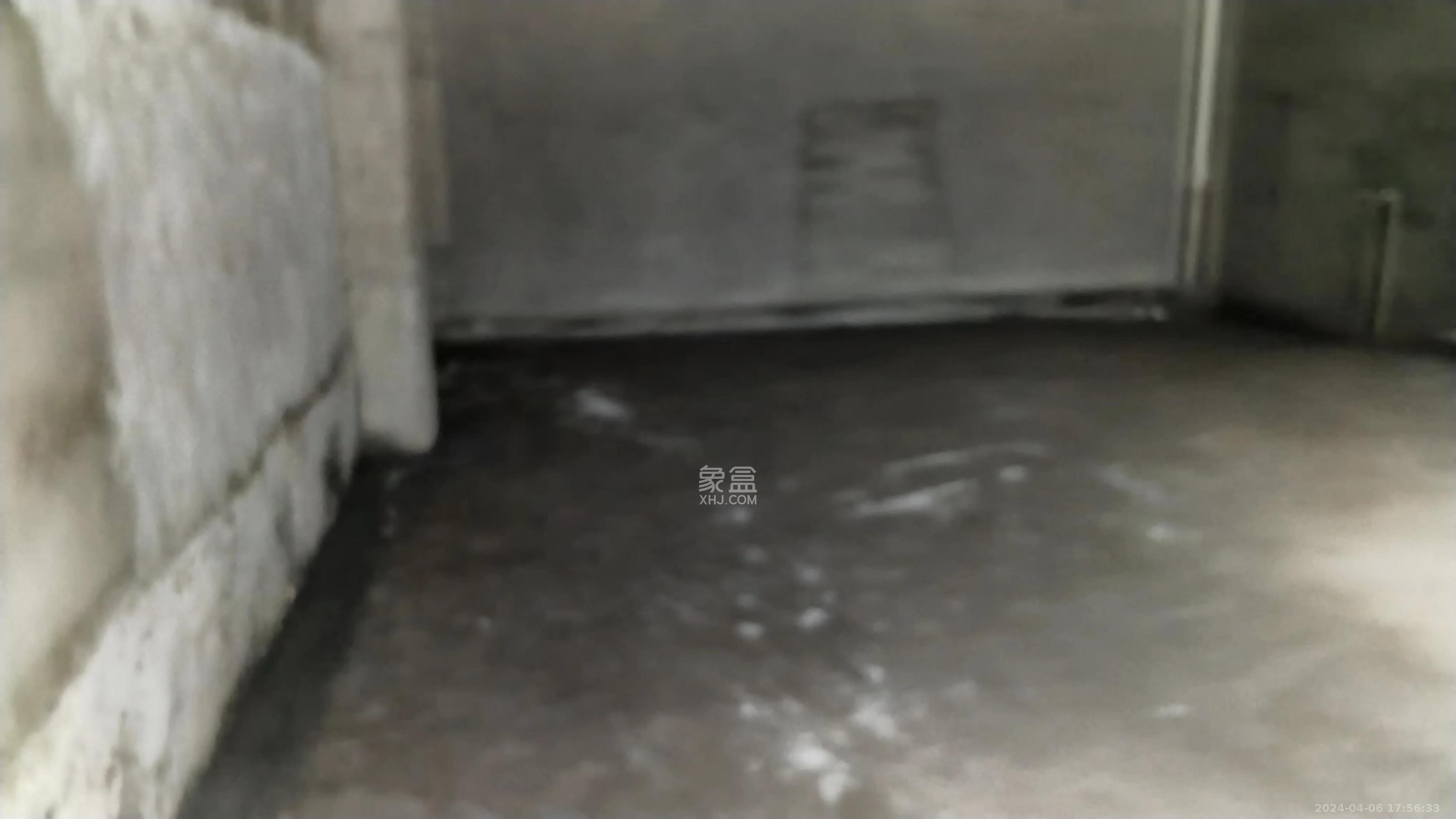 轨道中建麓江府   85.36㎡     12000.00元/月室内图