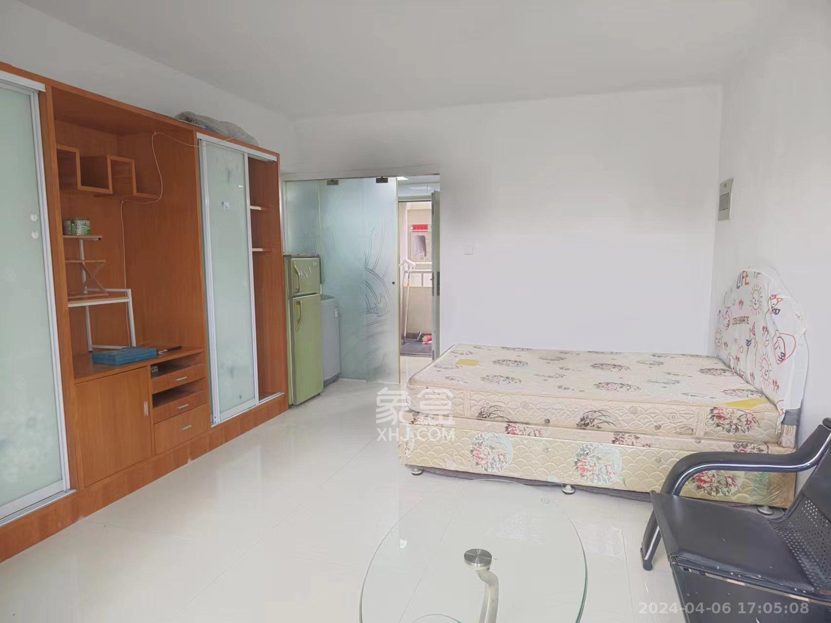 阳光100二期 1室1厅1卫 1300.0元/月 阳光100二期 1室1厅1卫 1300.0元/月室内图