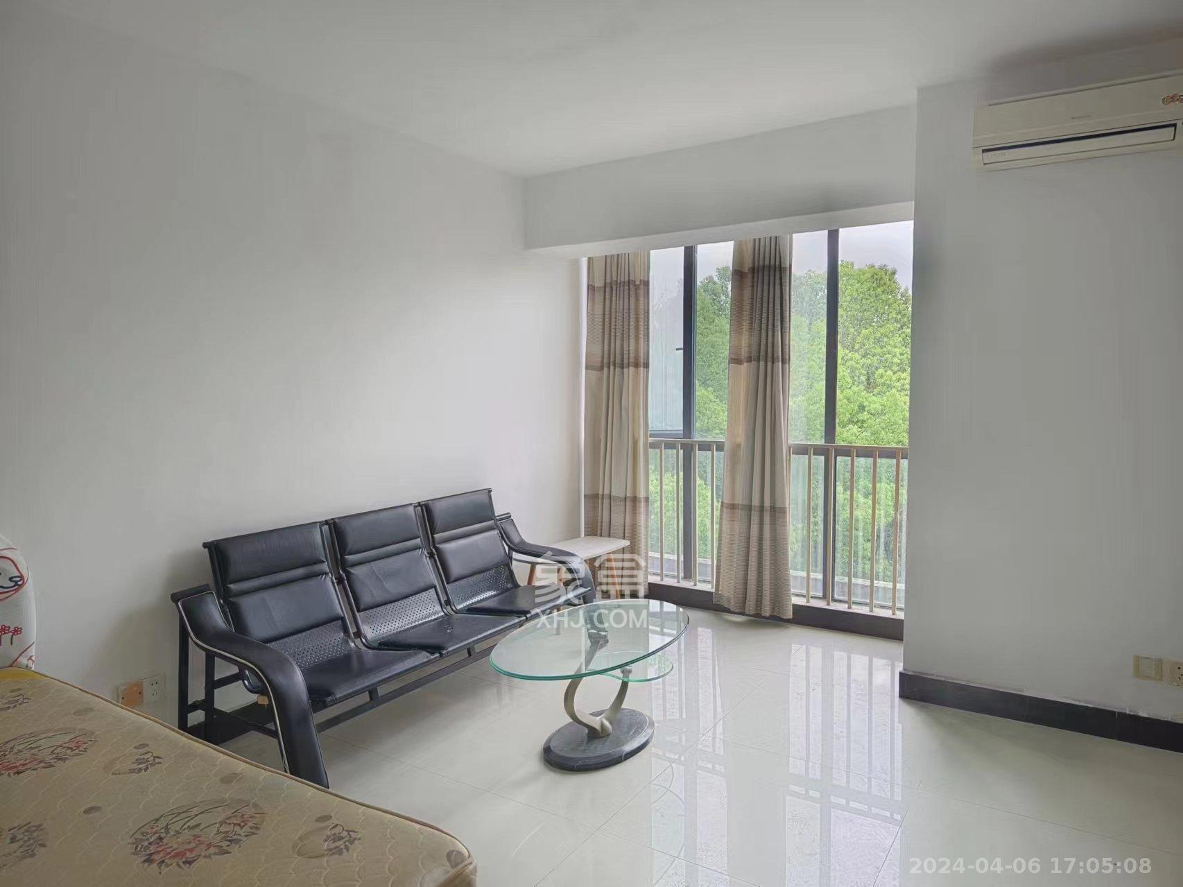 阳光100二期  1室1厅1卫    1300.0元/月室内图