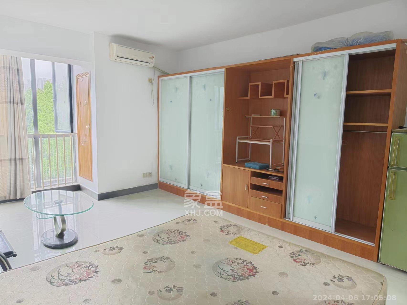 阳光100二期  1室1厅1卫    1300.0元/月室内图