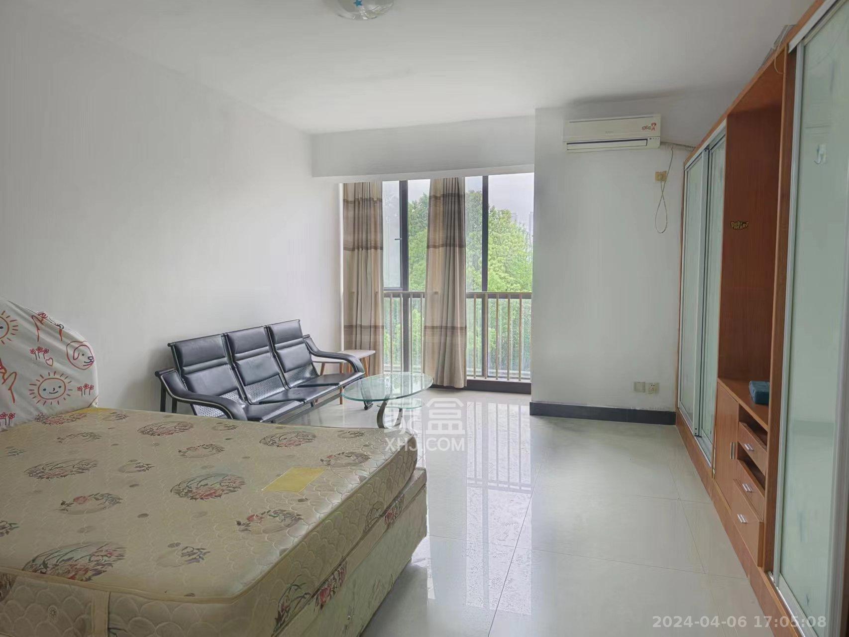 阳光100二期 1室1厅1卫 1300.0元/月 阳光100二期 1室1厅1卫 1300.0元/月室内图