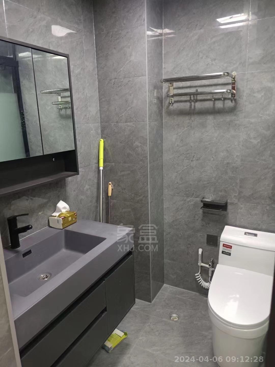 中泰财富湘江  1室1厅1卫   1600.00元/月室内图