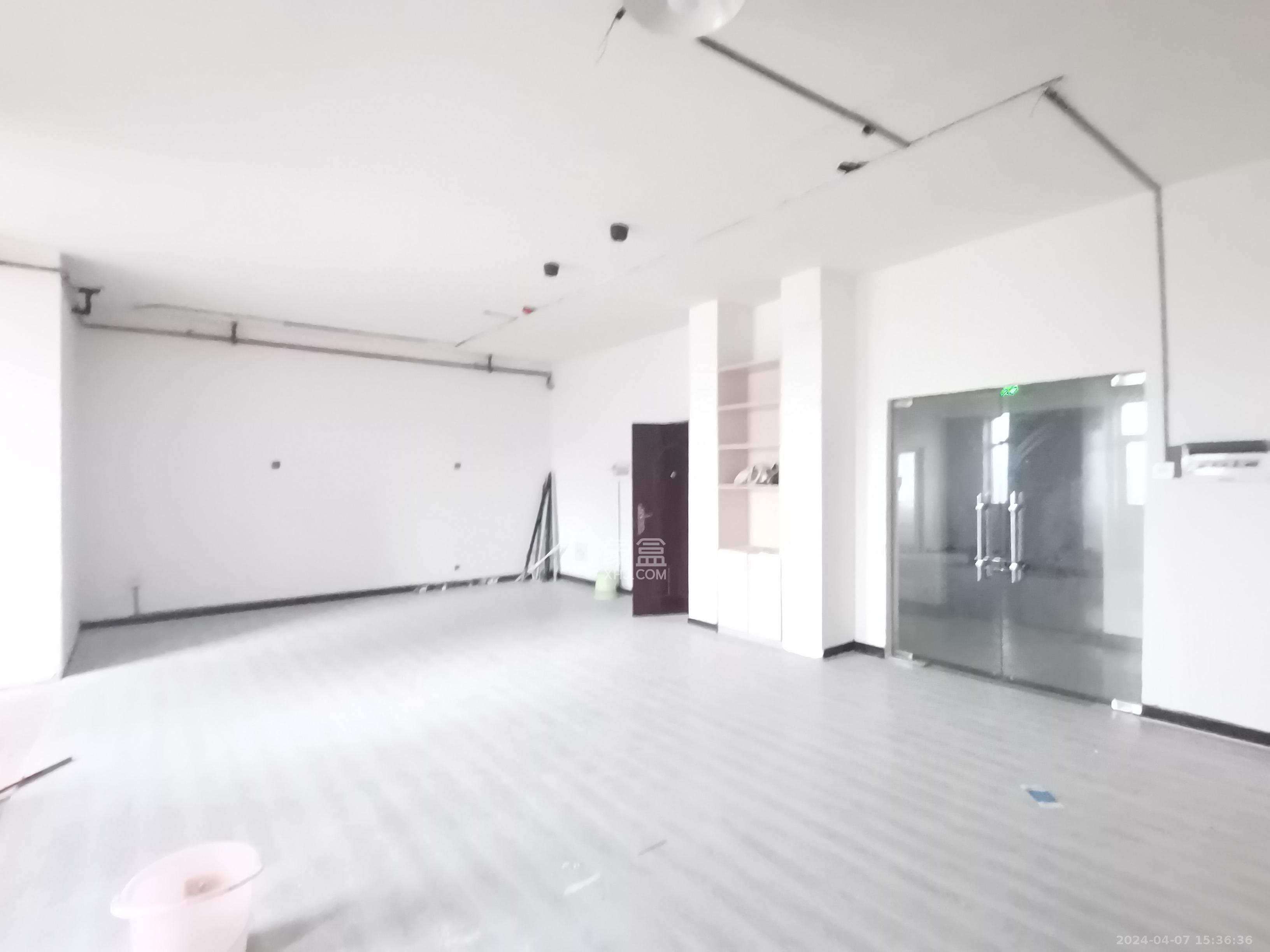 公園道  1室1廳1衛(wèi)   4000.00元/月室內(nèi)圖