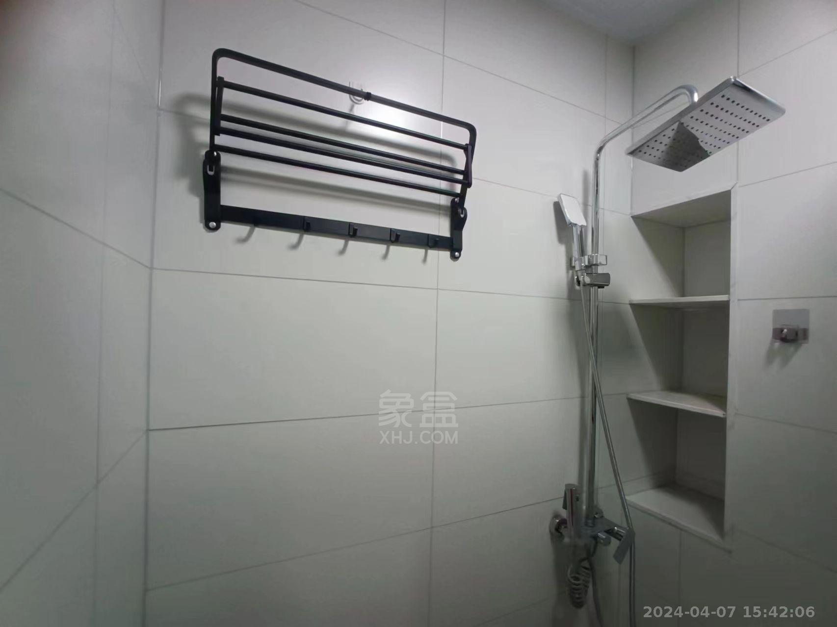 中泰财富湘江  1室1厅1卫   1300.00元/月室内图1