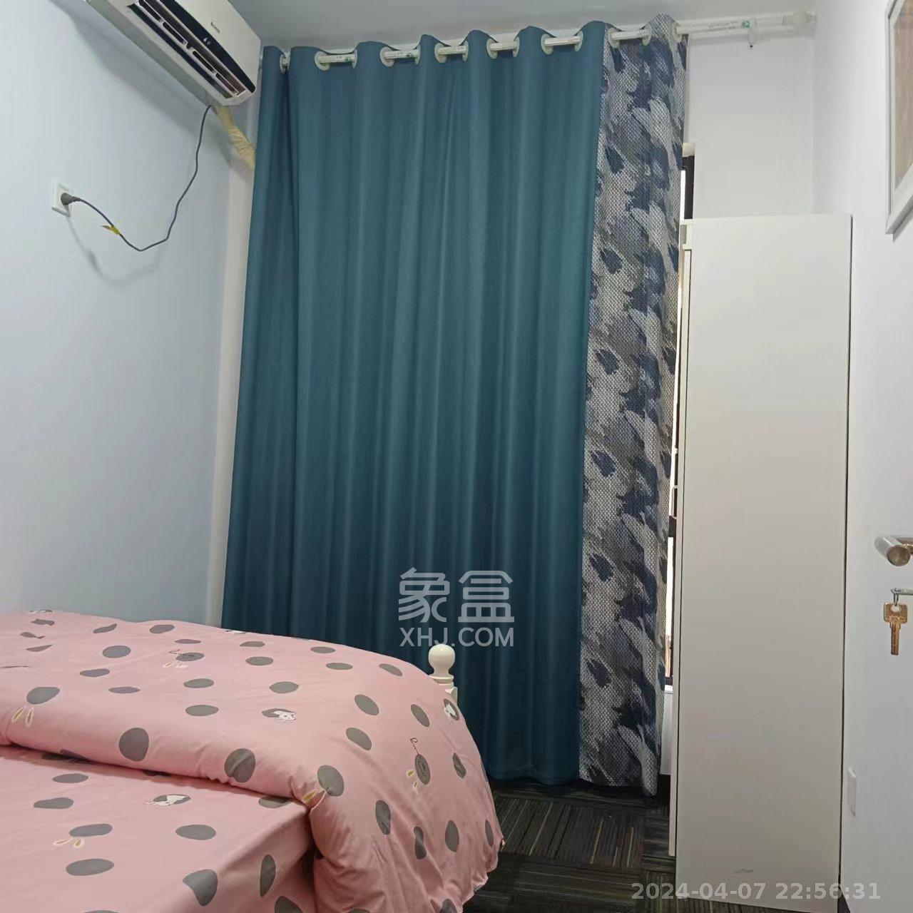 翡翠云天  4室2厅2卫   3100.00元/月室内图1