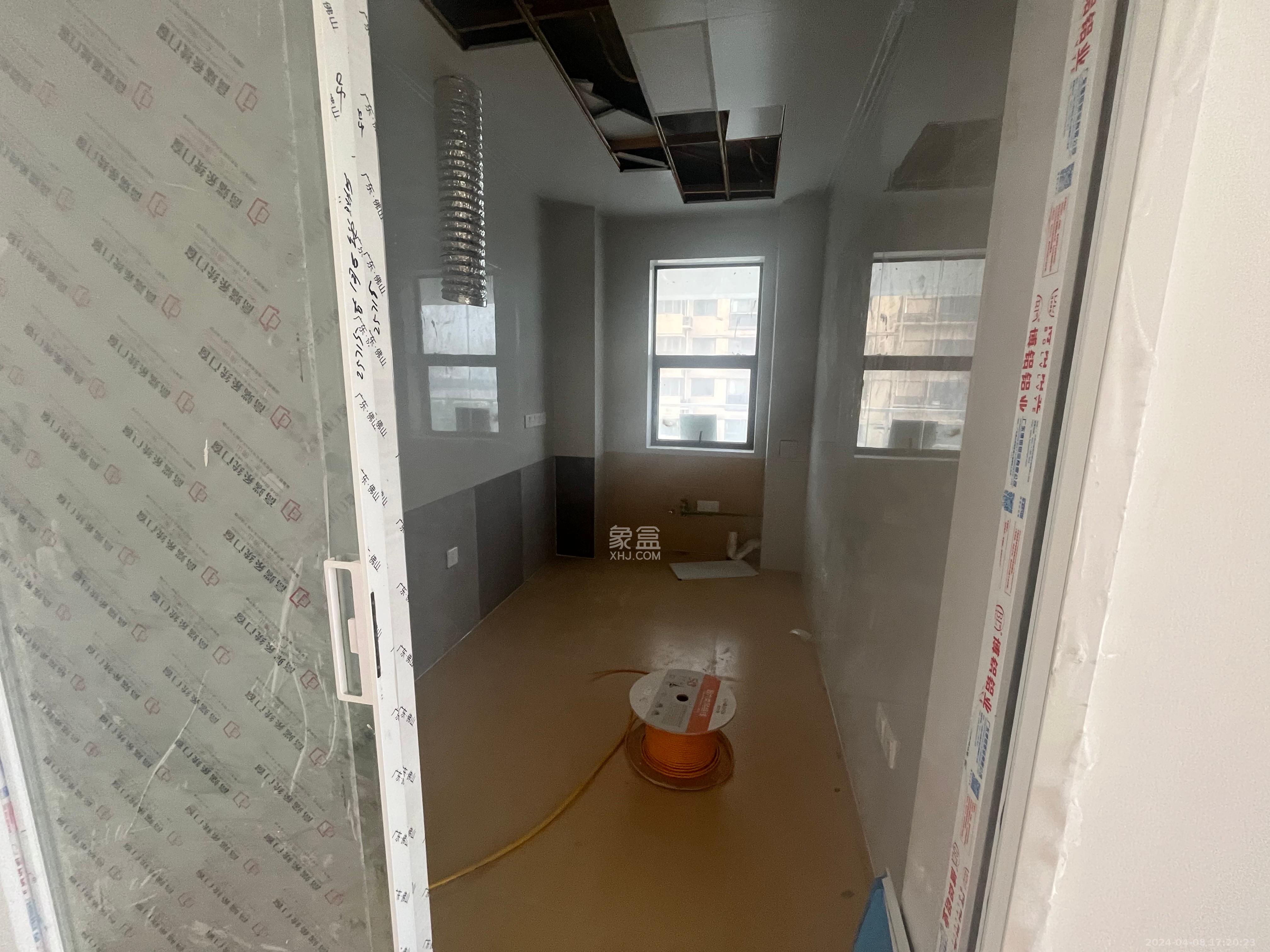 曙光泊岸  0室0厅2卫   6200.00元/月室内图