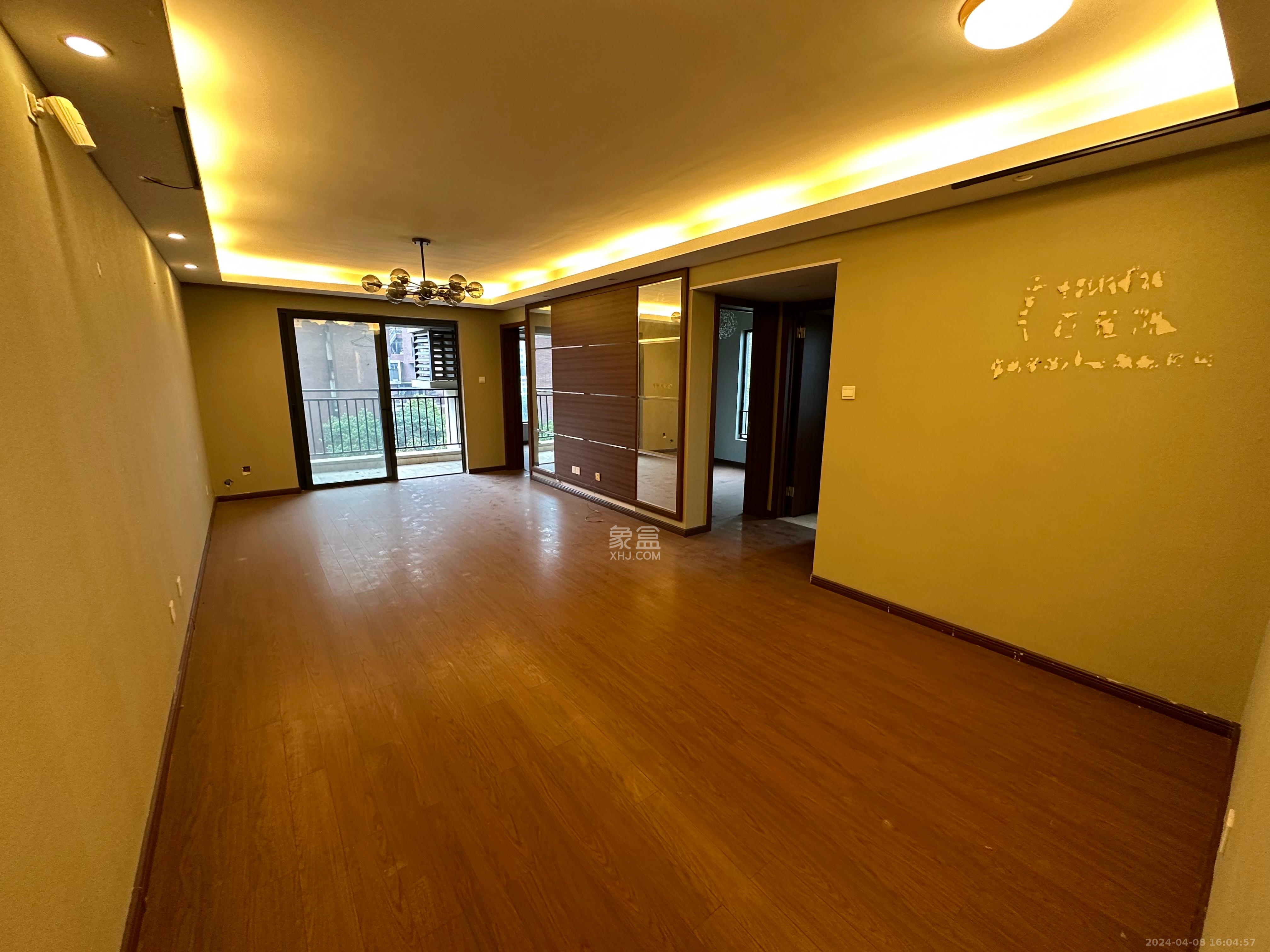 万科金域华府三四期  3室2厅1卫   2200.00元/月室内图