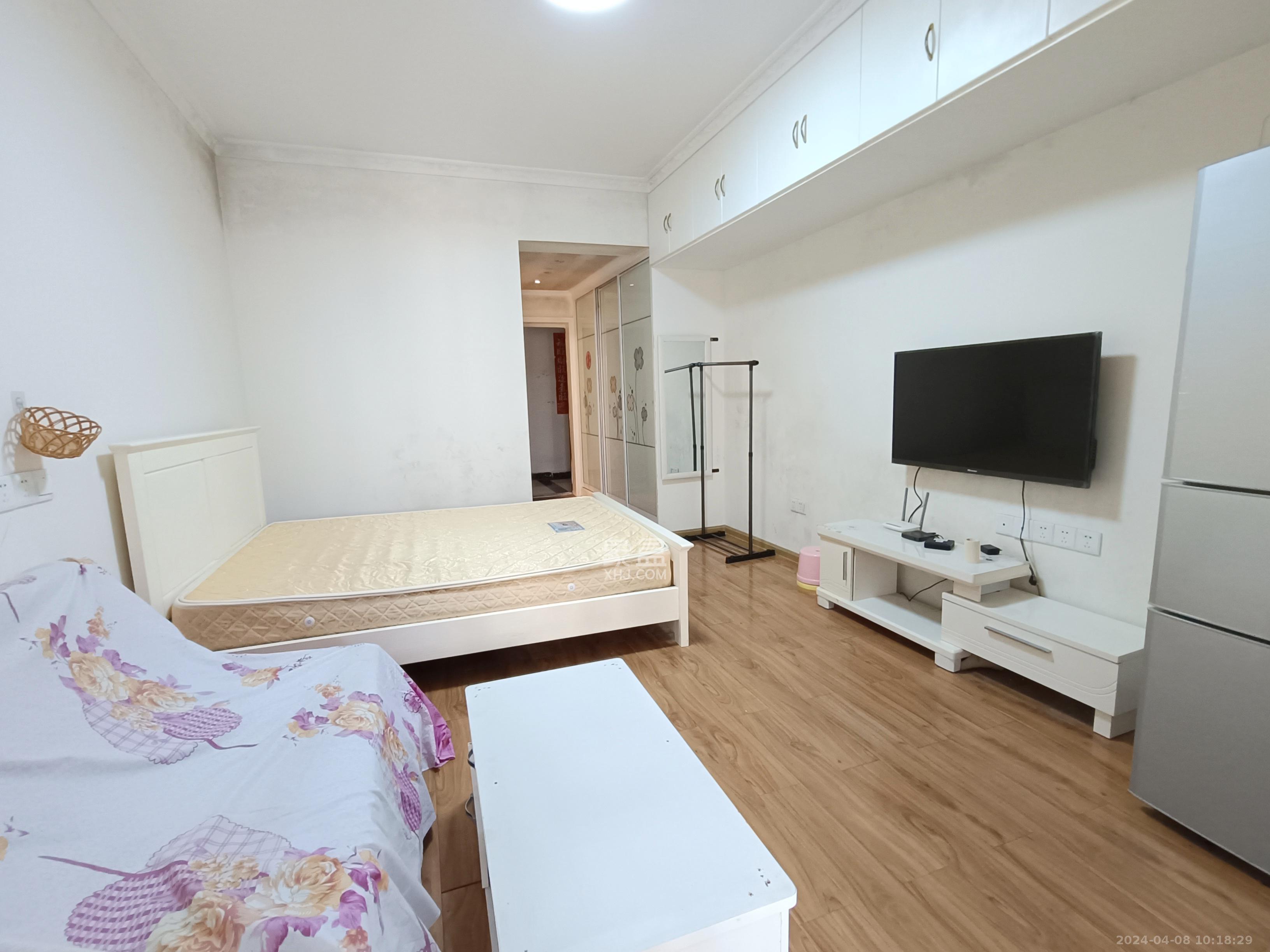 上峰苑(兰亭玥岛) 1室1厅1卫 1650.0元/月 上峰苑(兰亭玥岛) 1室1厅1卫 1650.0元/月室内图