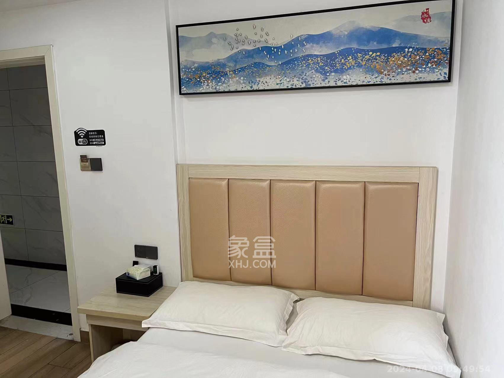 星城新宇川河苑  4室1厅4卫   4200.00元/月室内图