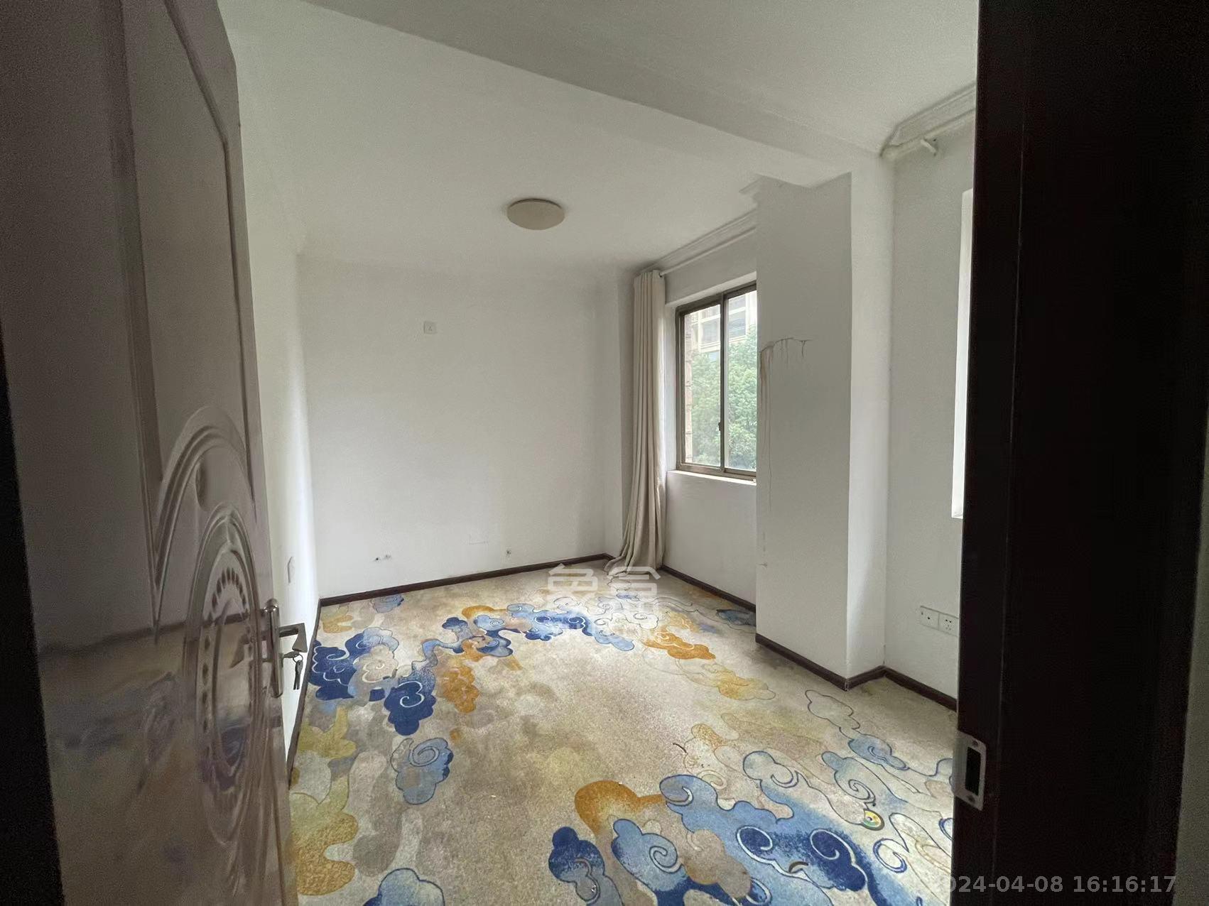 金色比华利 5室2厅3卫 5200.00元/月 金色比华利 5室2厅3卫 5200.00元/月室内图