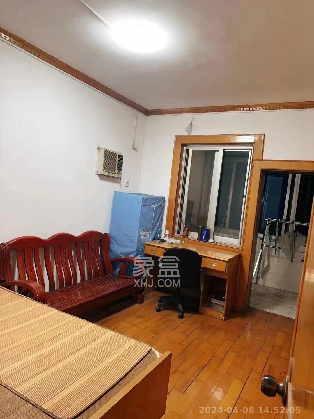 安泰新村  3室2厅2卫   1600.00元/月室内图