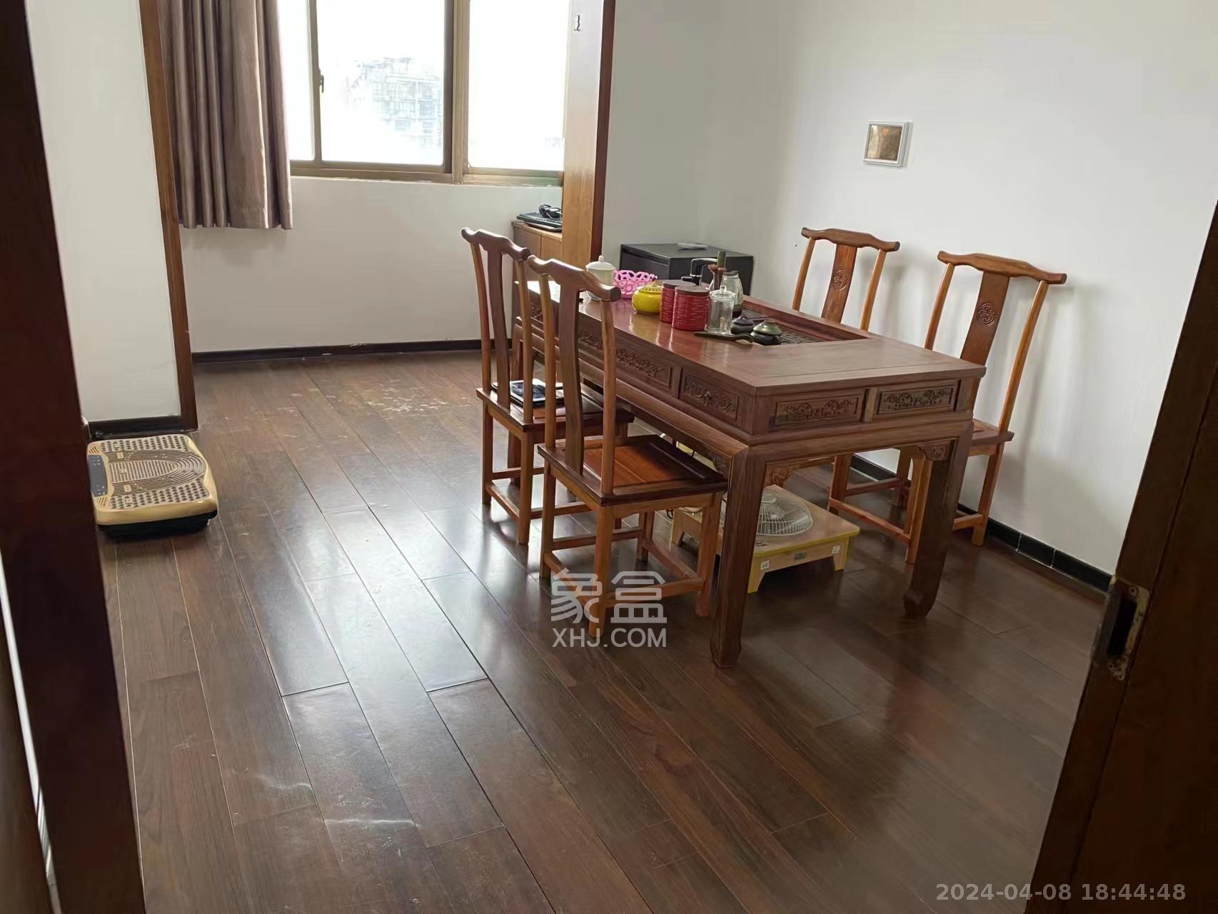 芙蓉同发  2室1厅1卫   3000.00元/月室内图