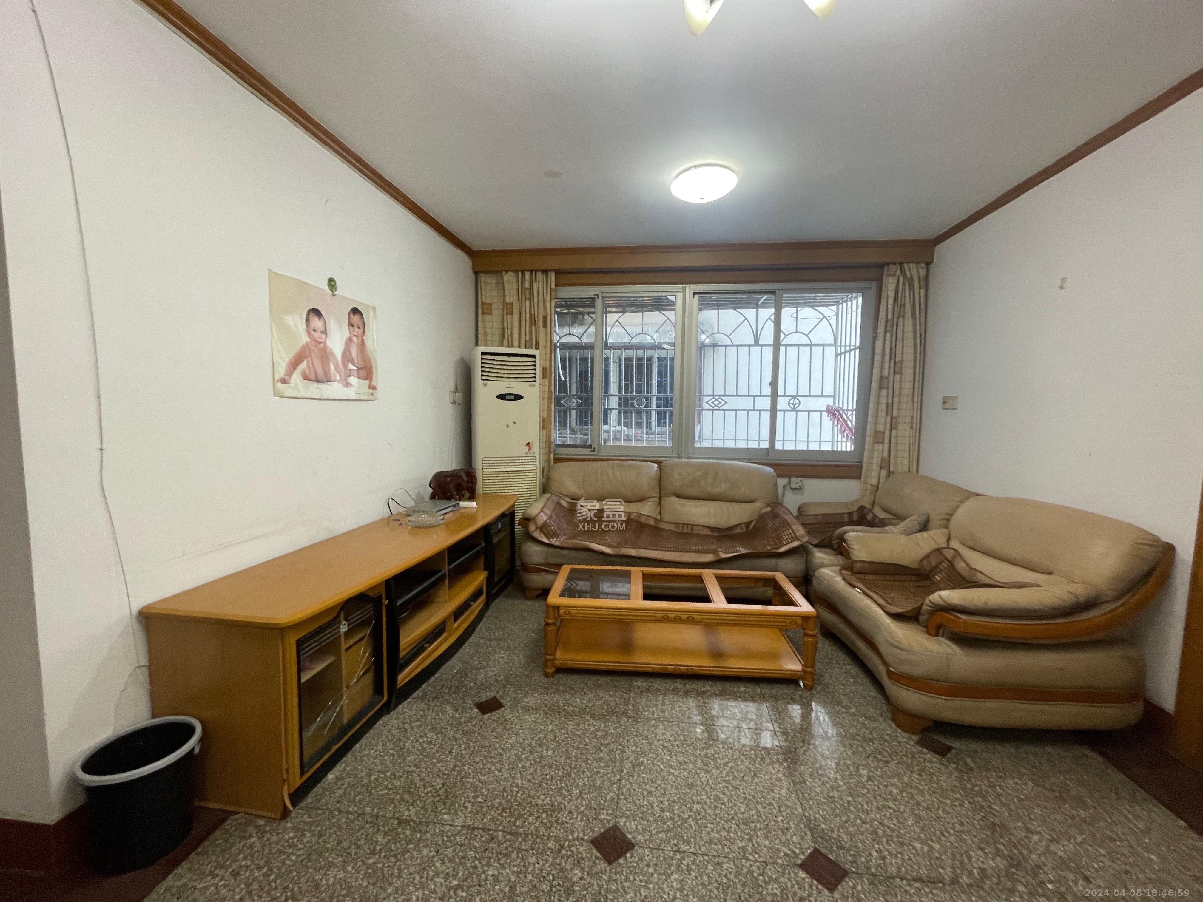 海利宿舍  3室1厅1卫   2500.00元/月室内图