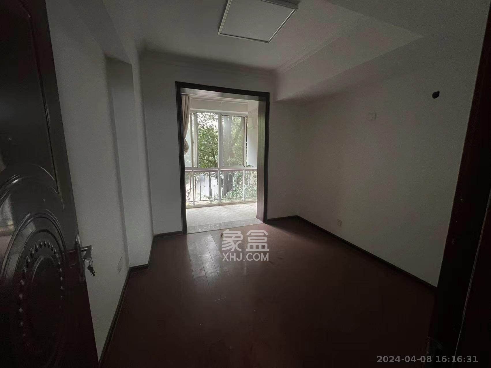 金色比华利 5室2厅3卫 5200.00元/月 金色比华利 5室2厅3卫 5200.00元/月室内图