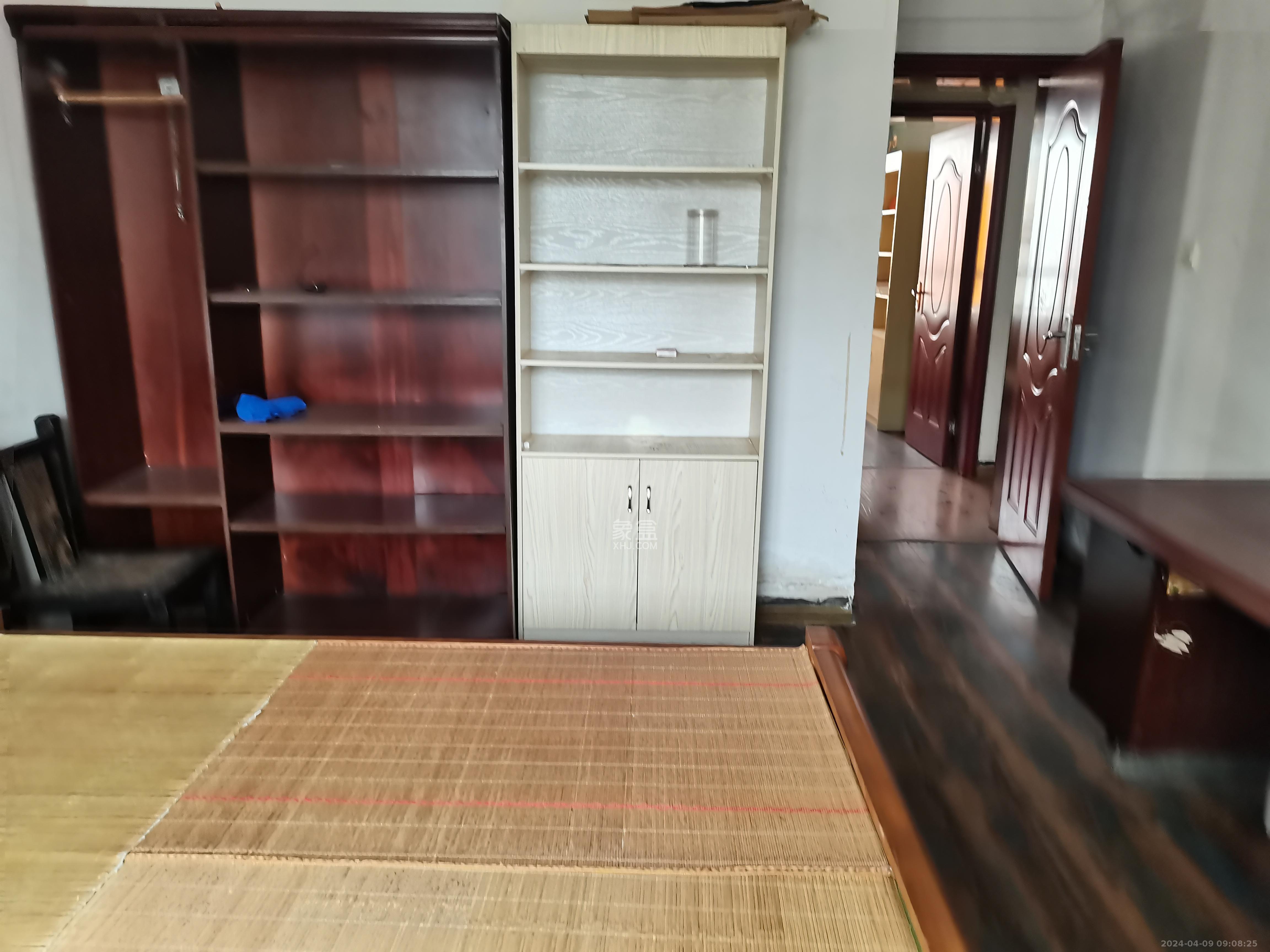 融科东南海  5室2厅1卫   3000.00元/月室内图
