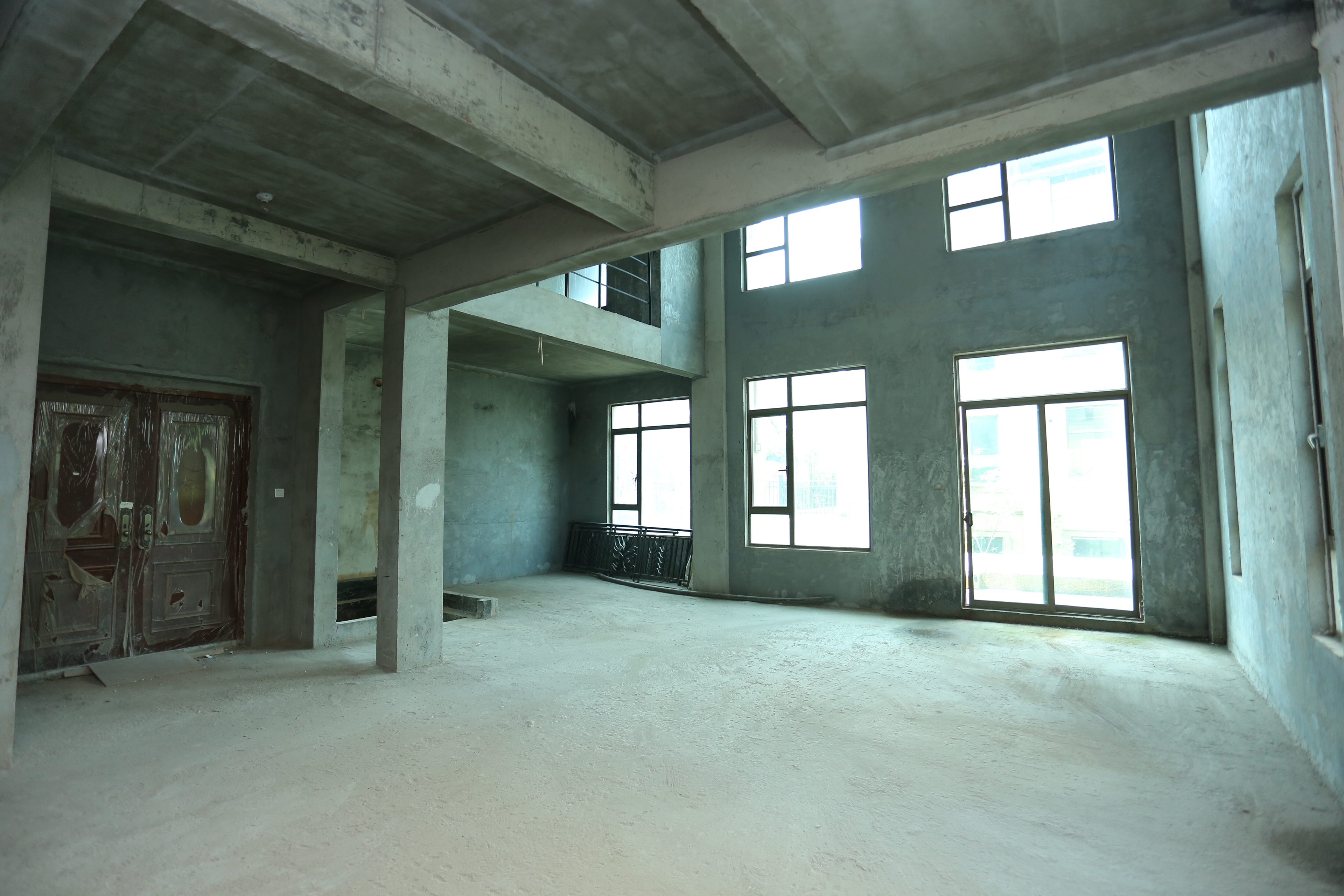 旗滨公园里  6室3厅4卫   580.00万室内图