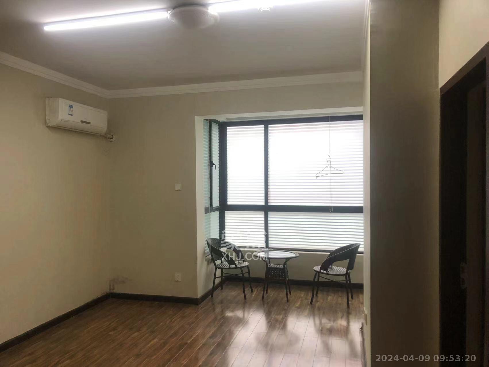 标志商务中心  1室1厅1卫   1800.00元/月室内图