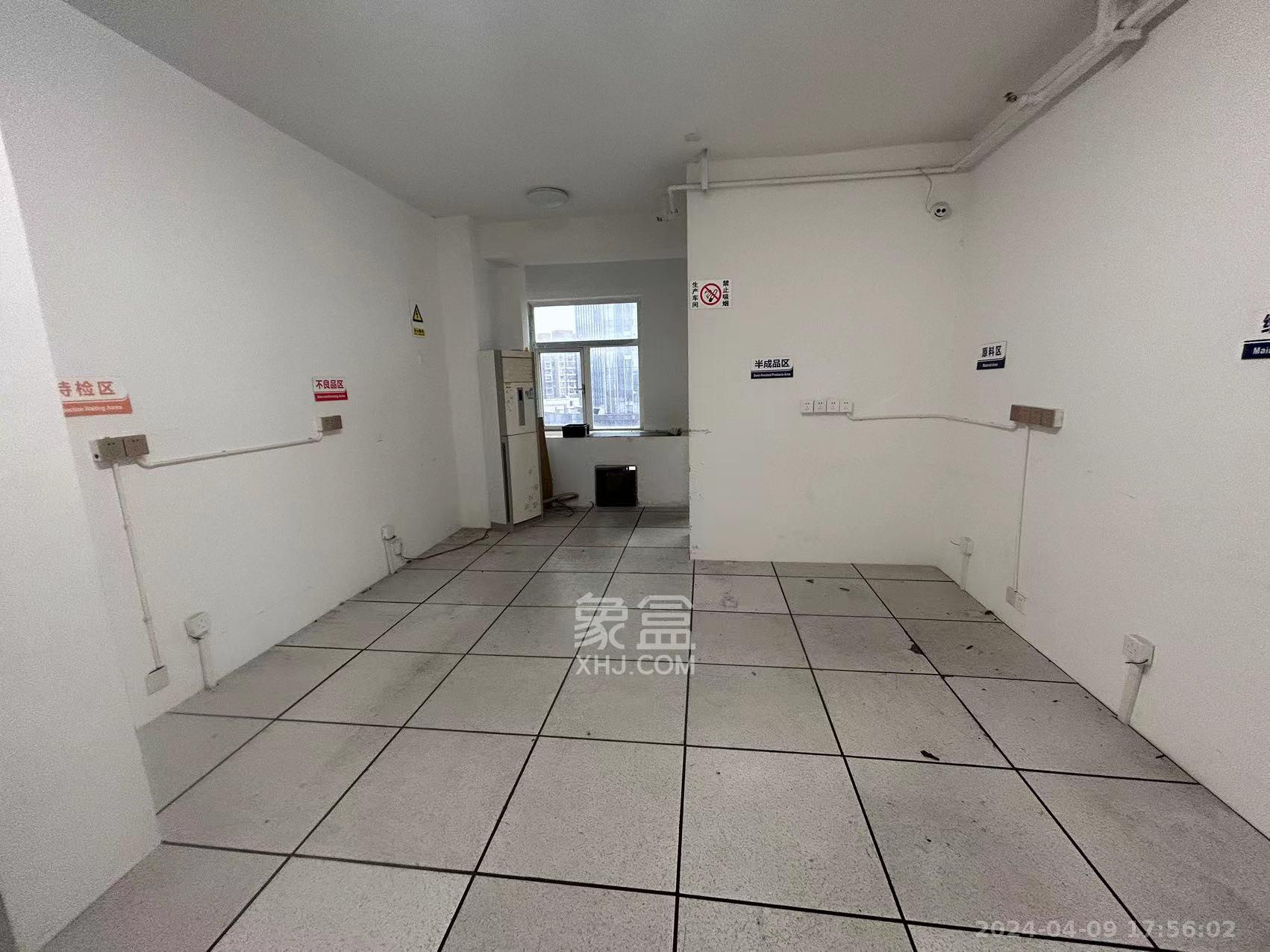 公园道  1室1厅1卫   2200.00元/月室内图