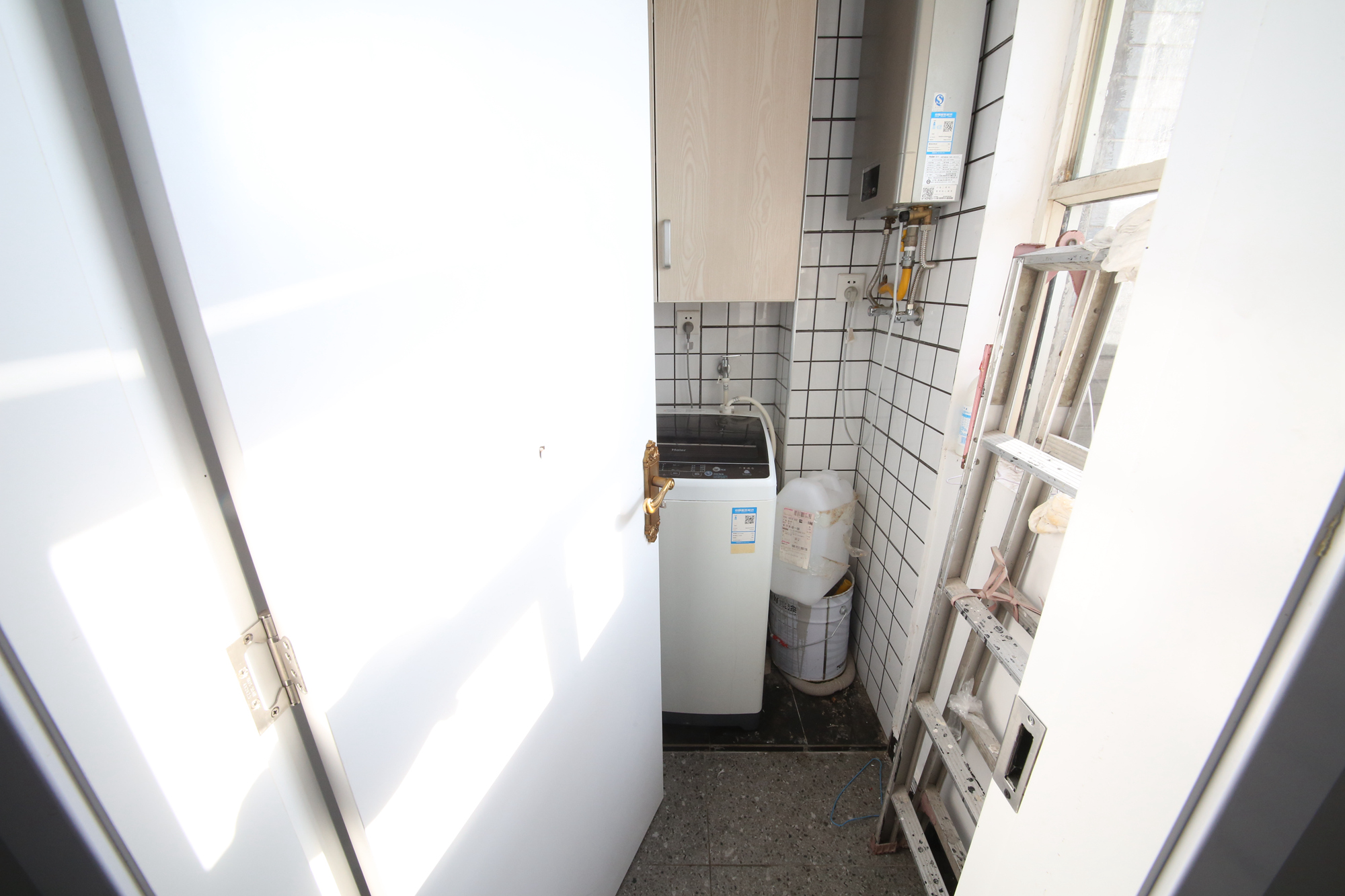 曼哈顿新贵  4室2厅1卫   190.00万其他
