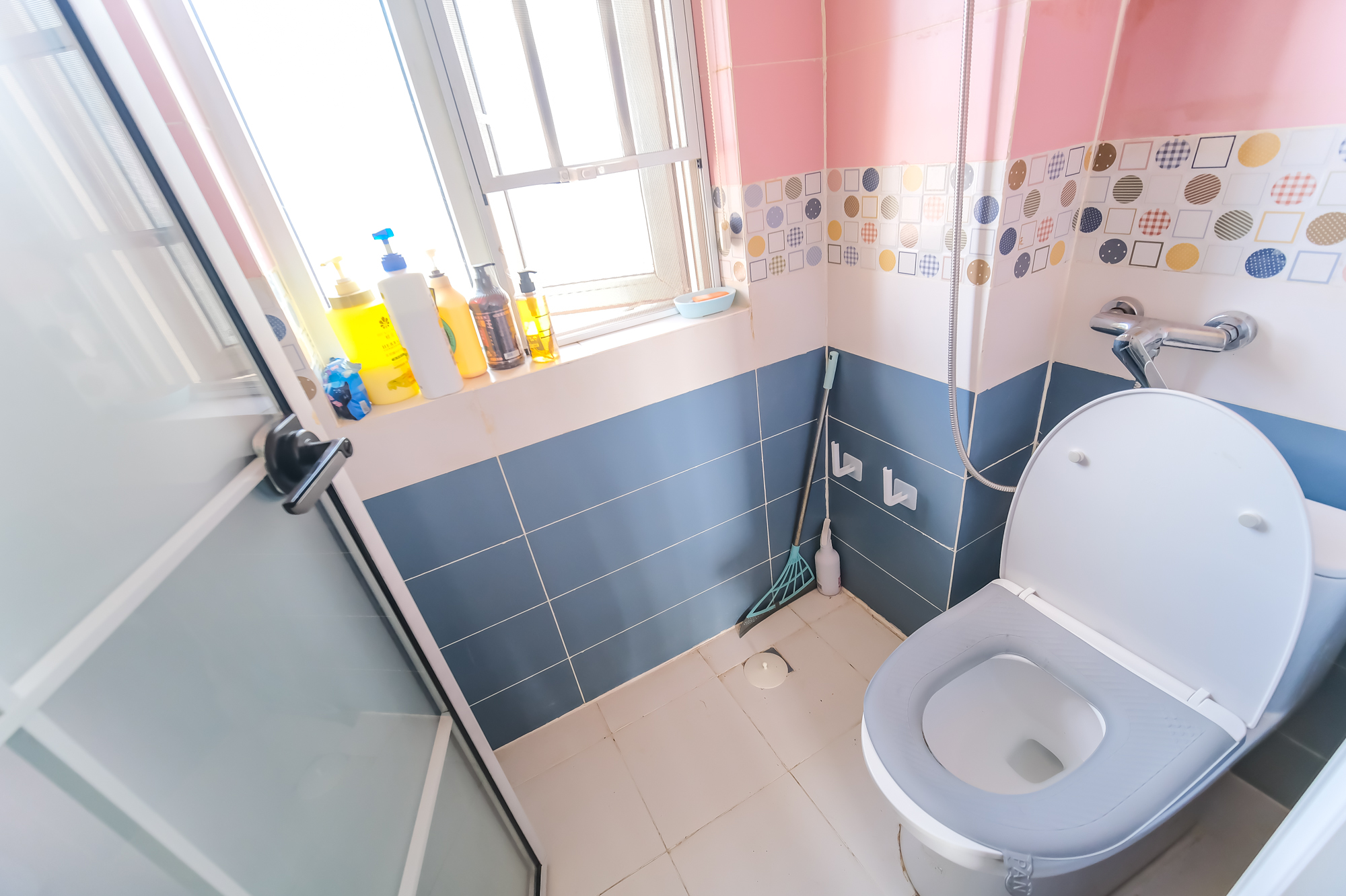 和悦城(蟠龙景苑) 3室2厅1卫 72.0万 和悦城(蟠龙景苑) 3室2厅1卫 72.0万卫生间