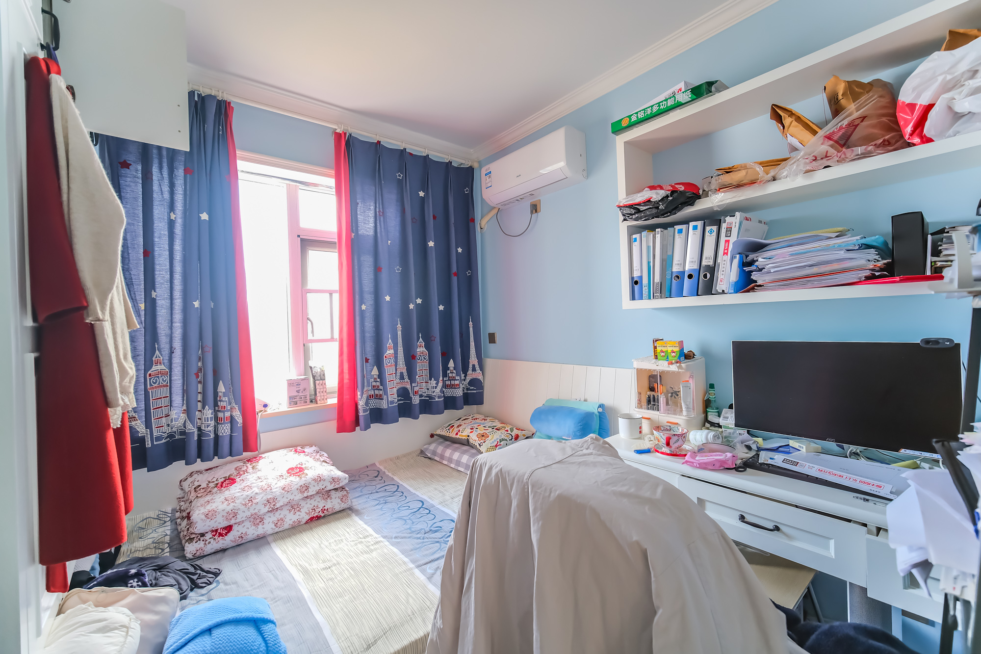 和悦城(蟠龙景苑) 3室2厅1卫 72.0万 和悦城(蟠龙景苑) 3室2厅1卫 72.0万卧室