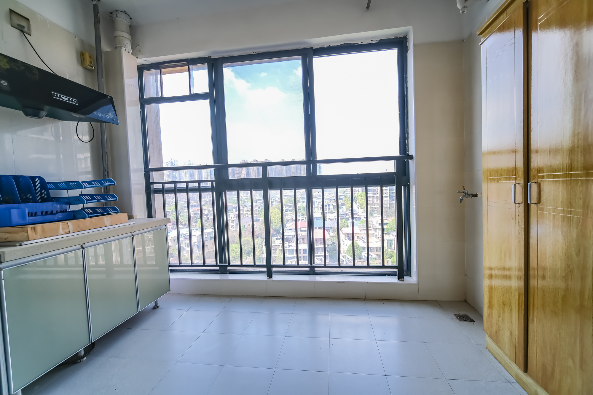 山水湾 1室1厅1卫 26.0万 山水湾 1室1厅1卫 26.0万厨房