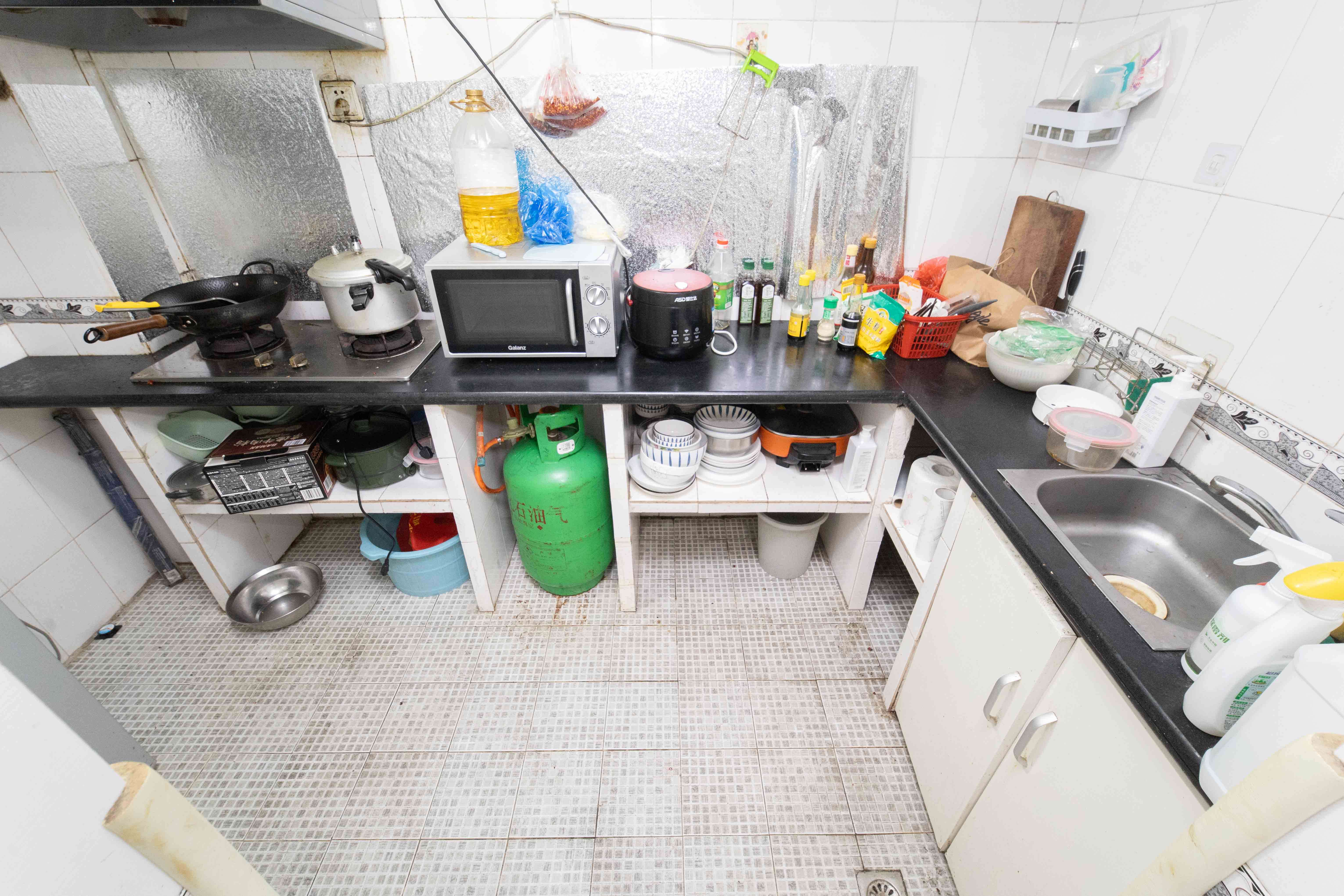 马王堆商贸城  1室1厅1卫    25.8万厨房