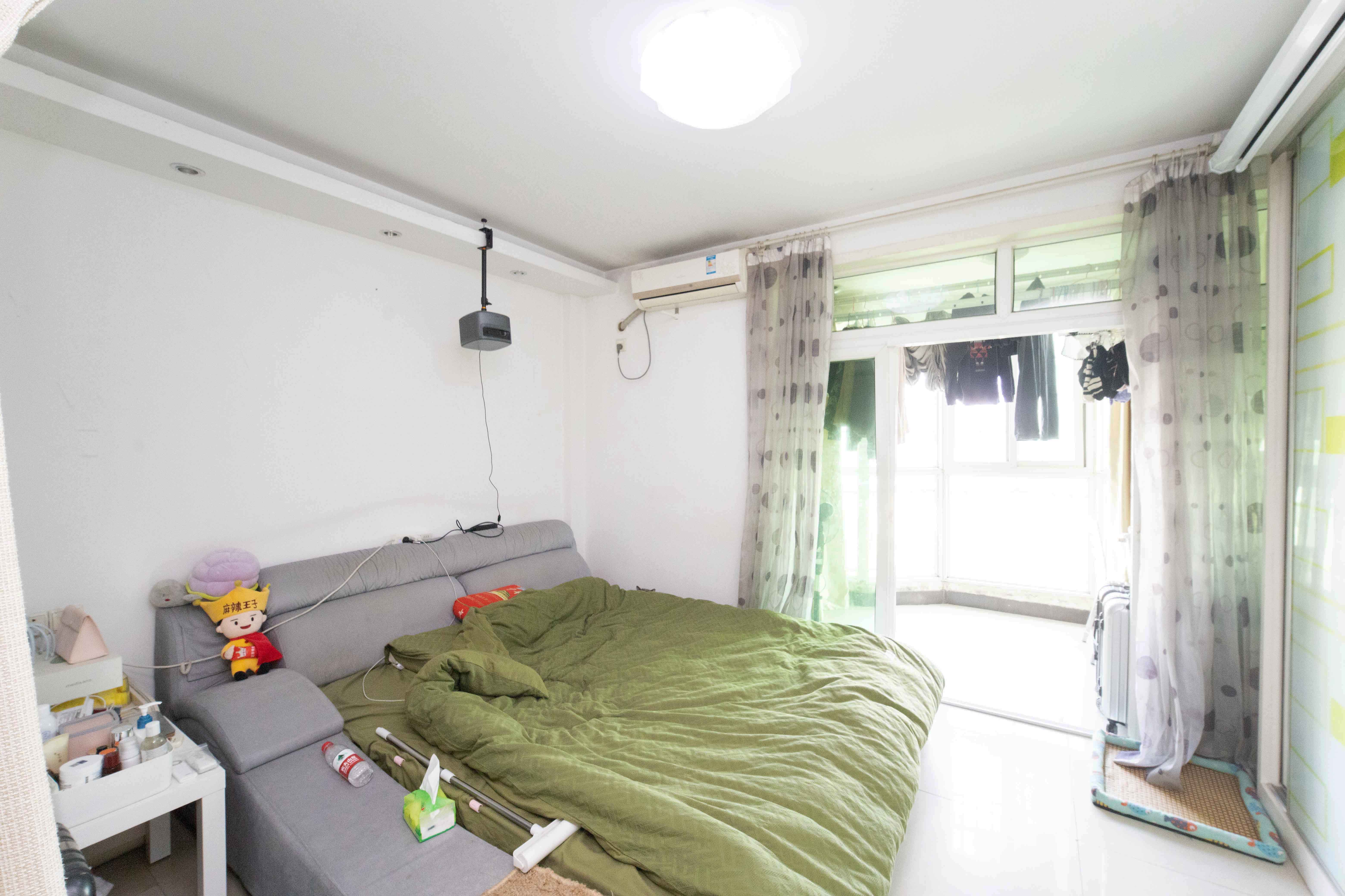 马王堆商贸城  1室1厅1卫    25.8万卧室