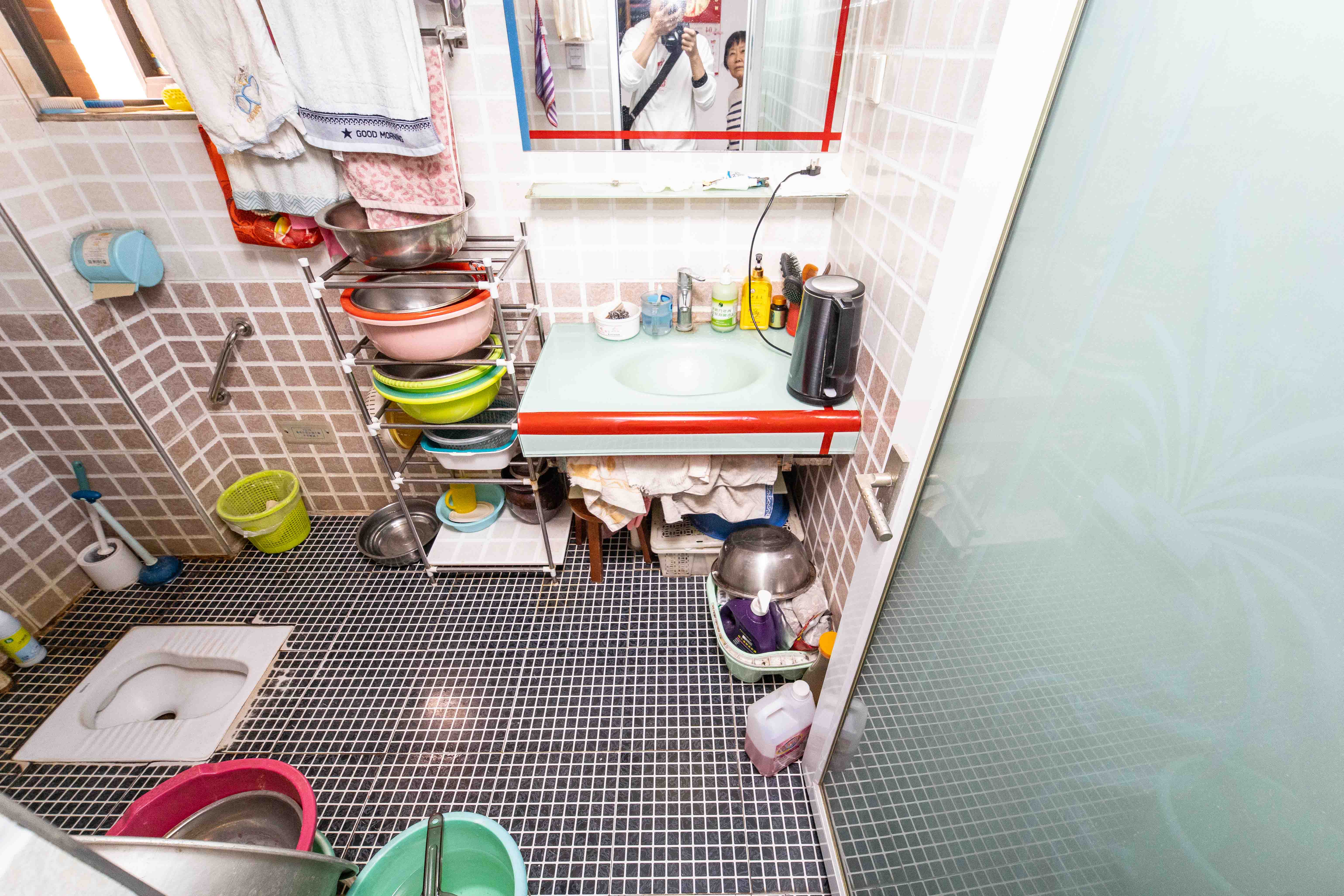 东玺门  2室1厅1卫   90.00万卫生间