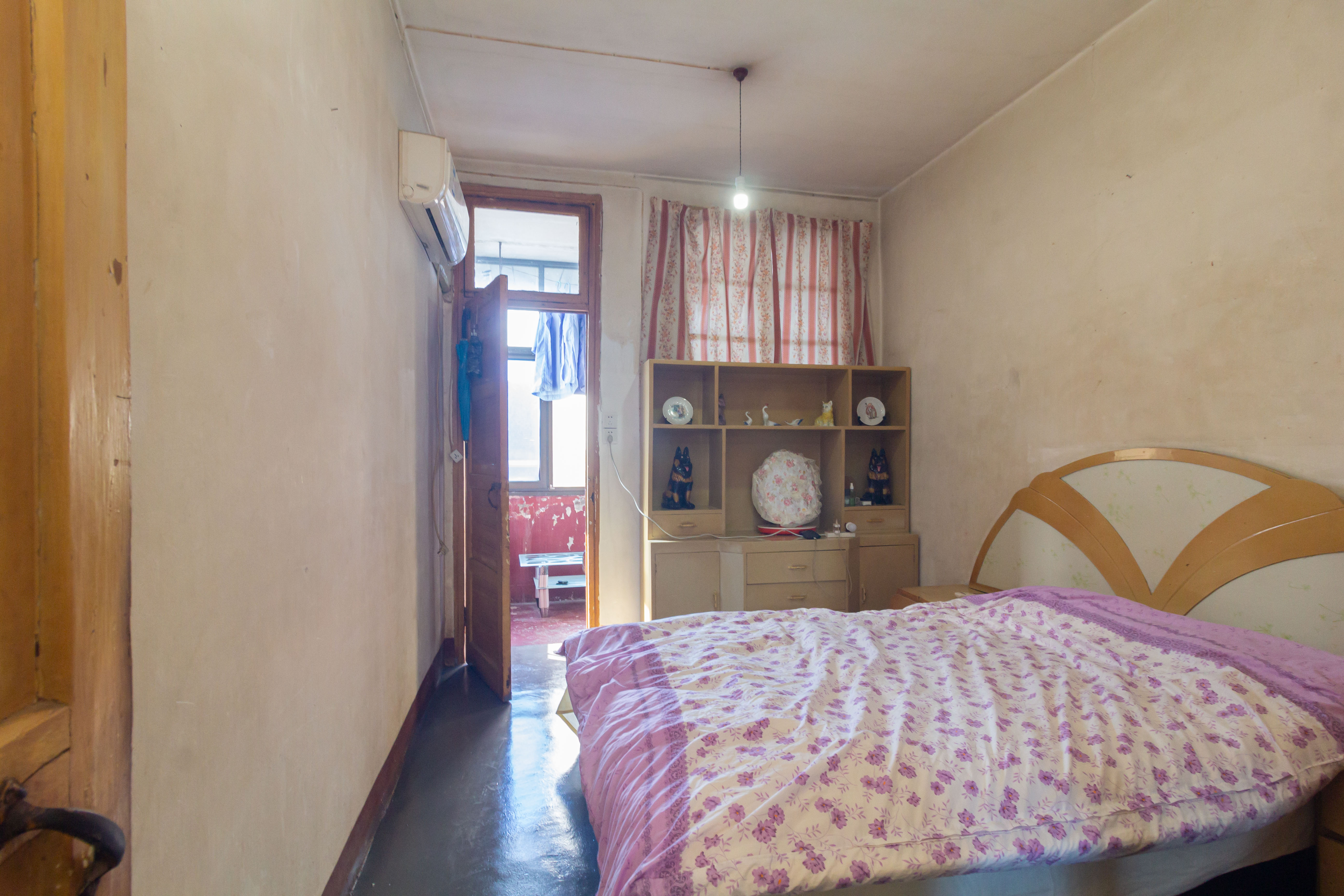 三六一四厂宿舍 2室2厅1卫 32.0万 三六一四厂宿舍 2室2厅1卫 32.0万卧室