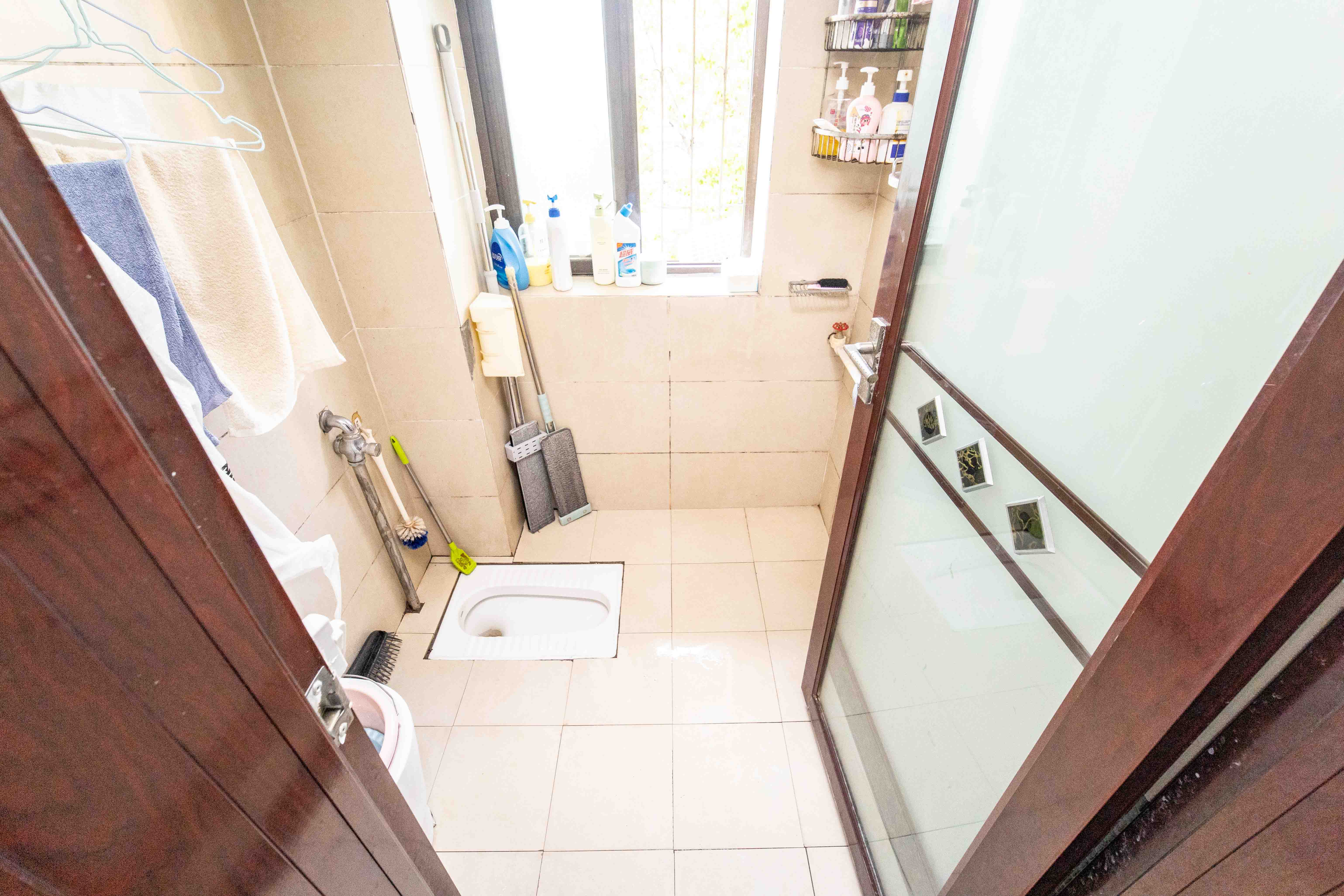 芙蓉区检察院宿舍 3室2厅2卫 105.0万 芙蓉区检察院宿舍 3室2厅2卫 105.0万卫生间