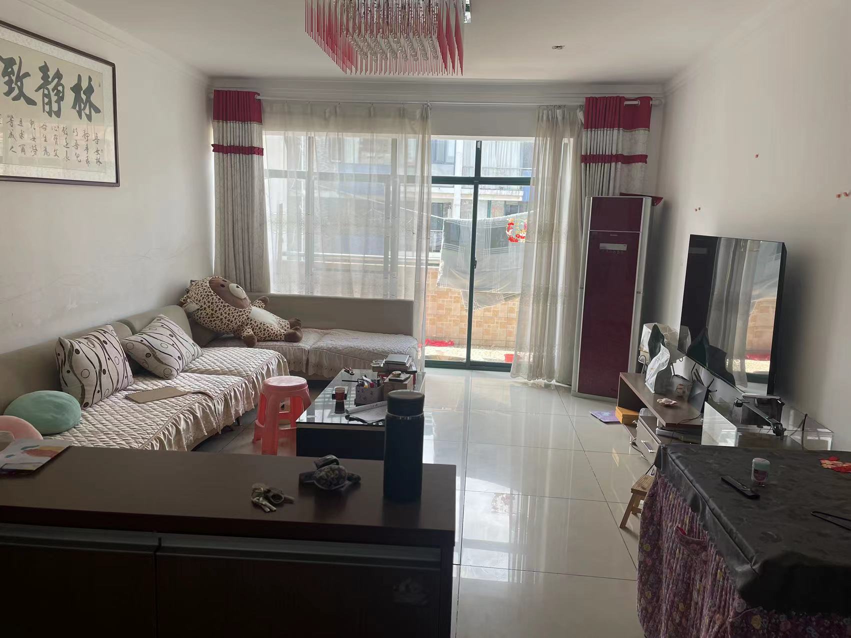 海创明珠花园 5室2厅3卫 98.0万 海创明珠花园 5室2厅3卫 98.0万室内图