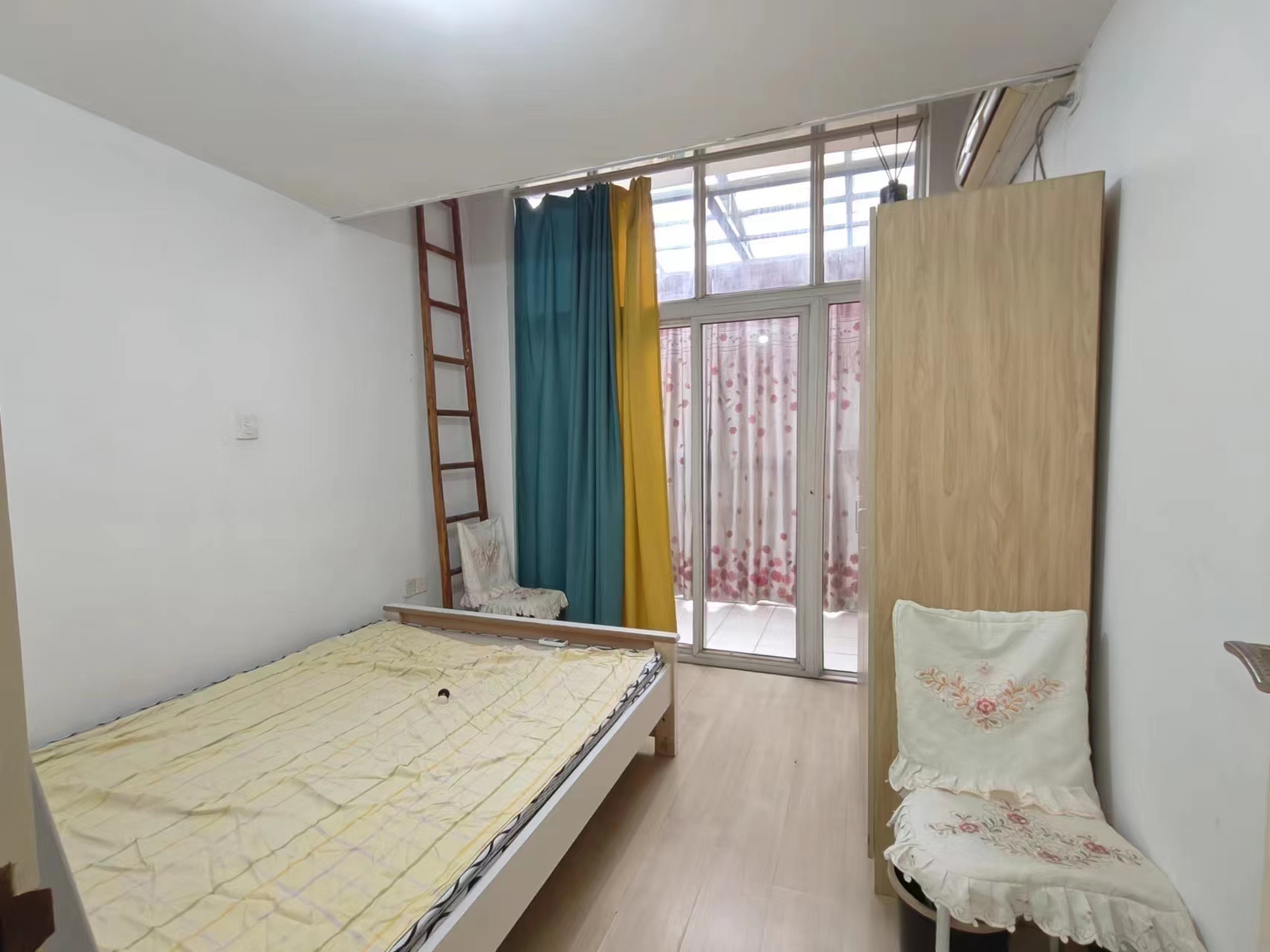 珠江丽园 1室1厅1卫 26.8万 珠江丽园 1室1厅1卫 26.8万室内图