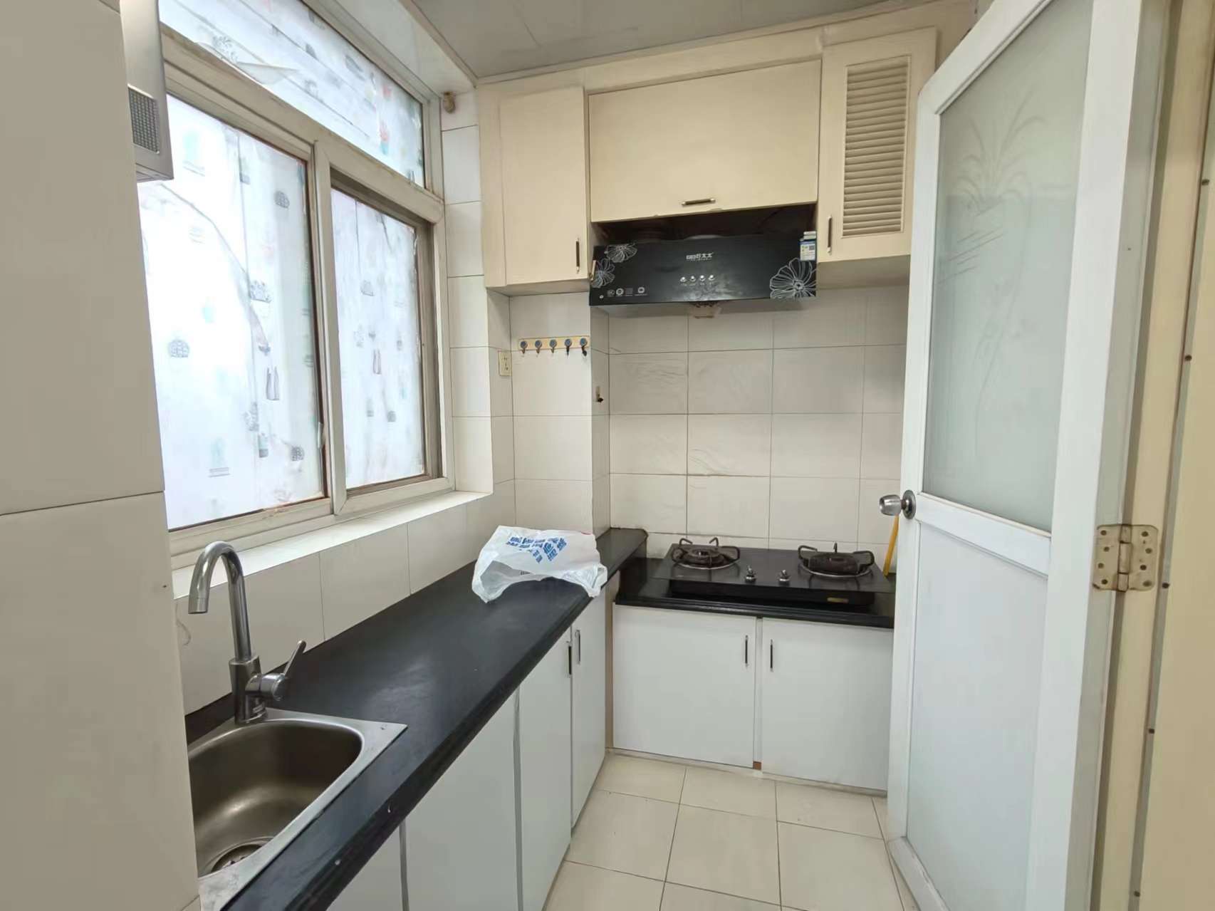 珠江丽园 1室1厅1卫 26.8万 珠江丽园 1室1厅1卫 26.8万室内图