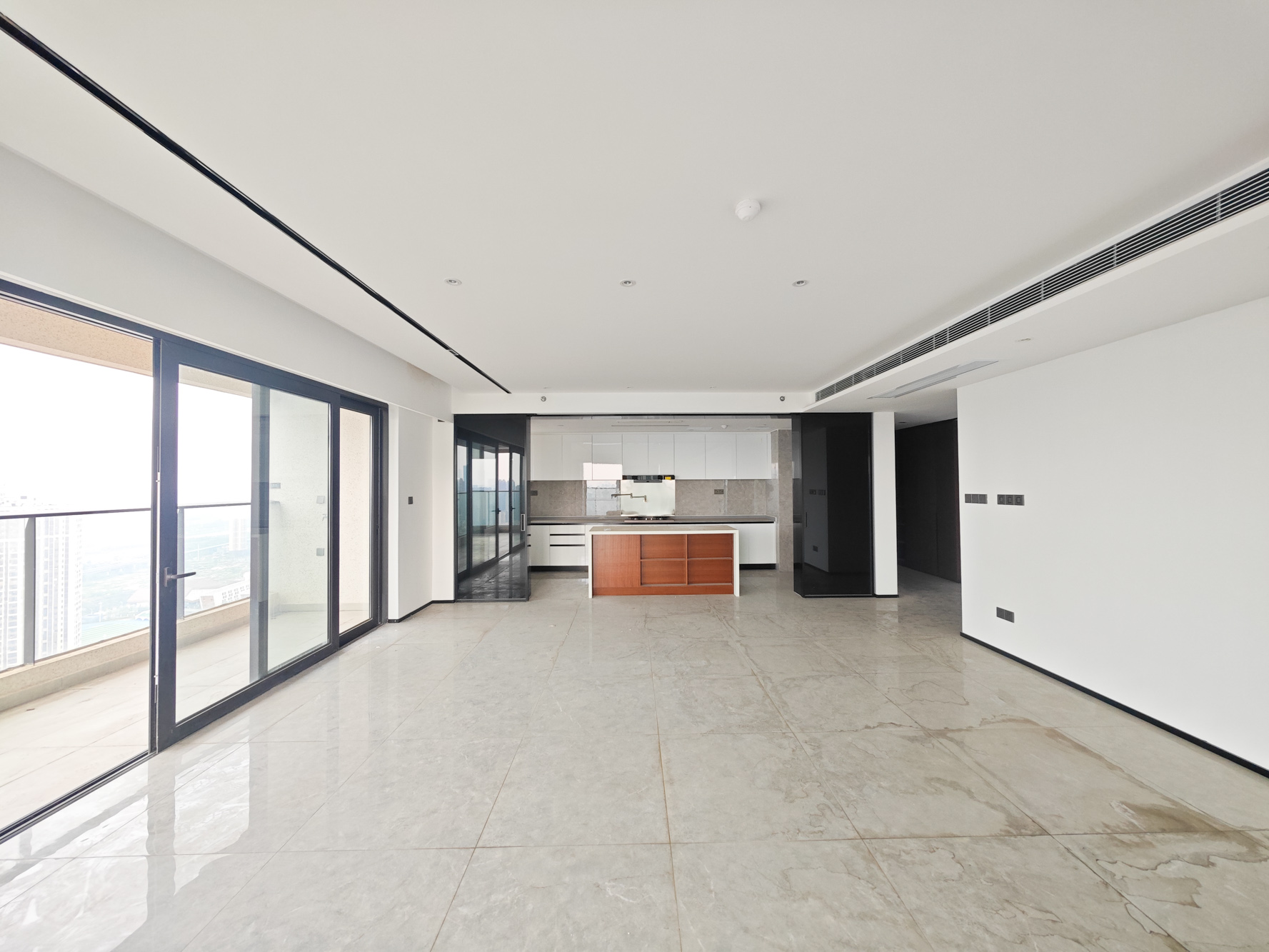 万科魅力之城  4室2厅3卫    280.0万 万科魅力之城  4室2厅3卫    280.0万客厅