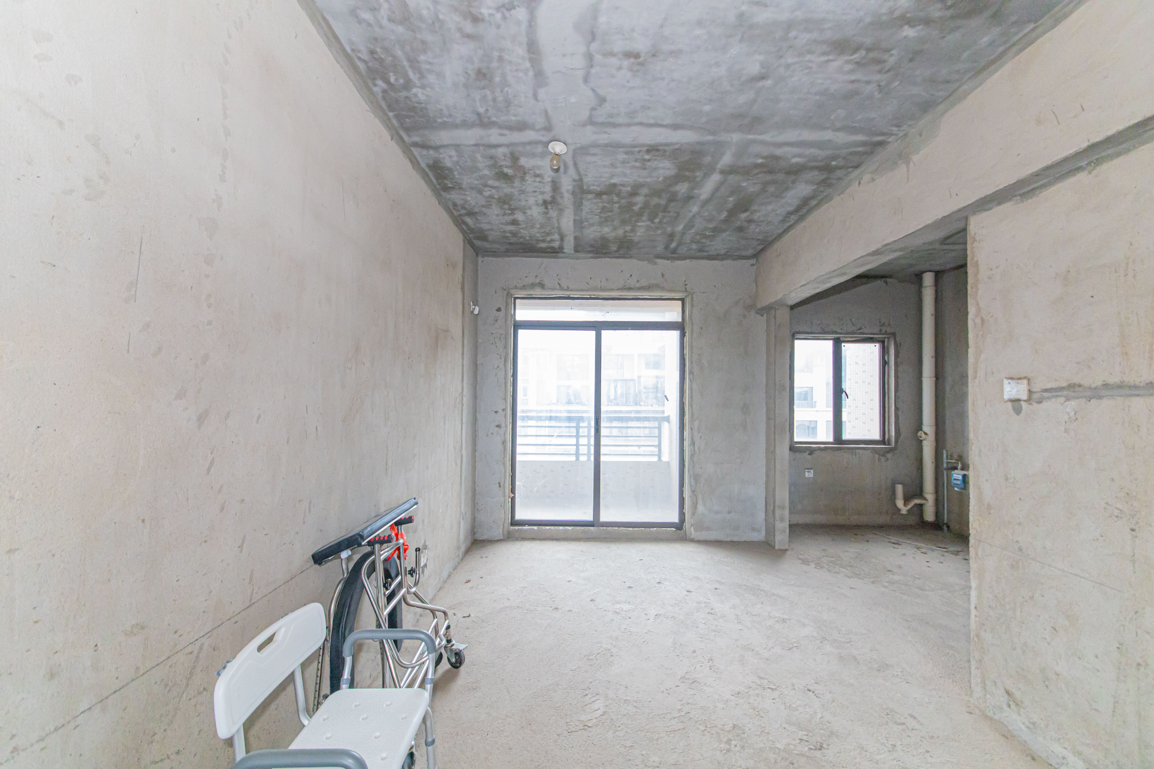 大唐印象一期云海湾 6室2厅3卫 298.0万 大唐印象一期云海湾 6室2厅3卫 298.0万客厅